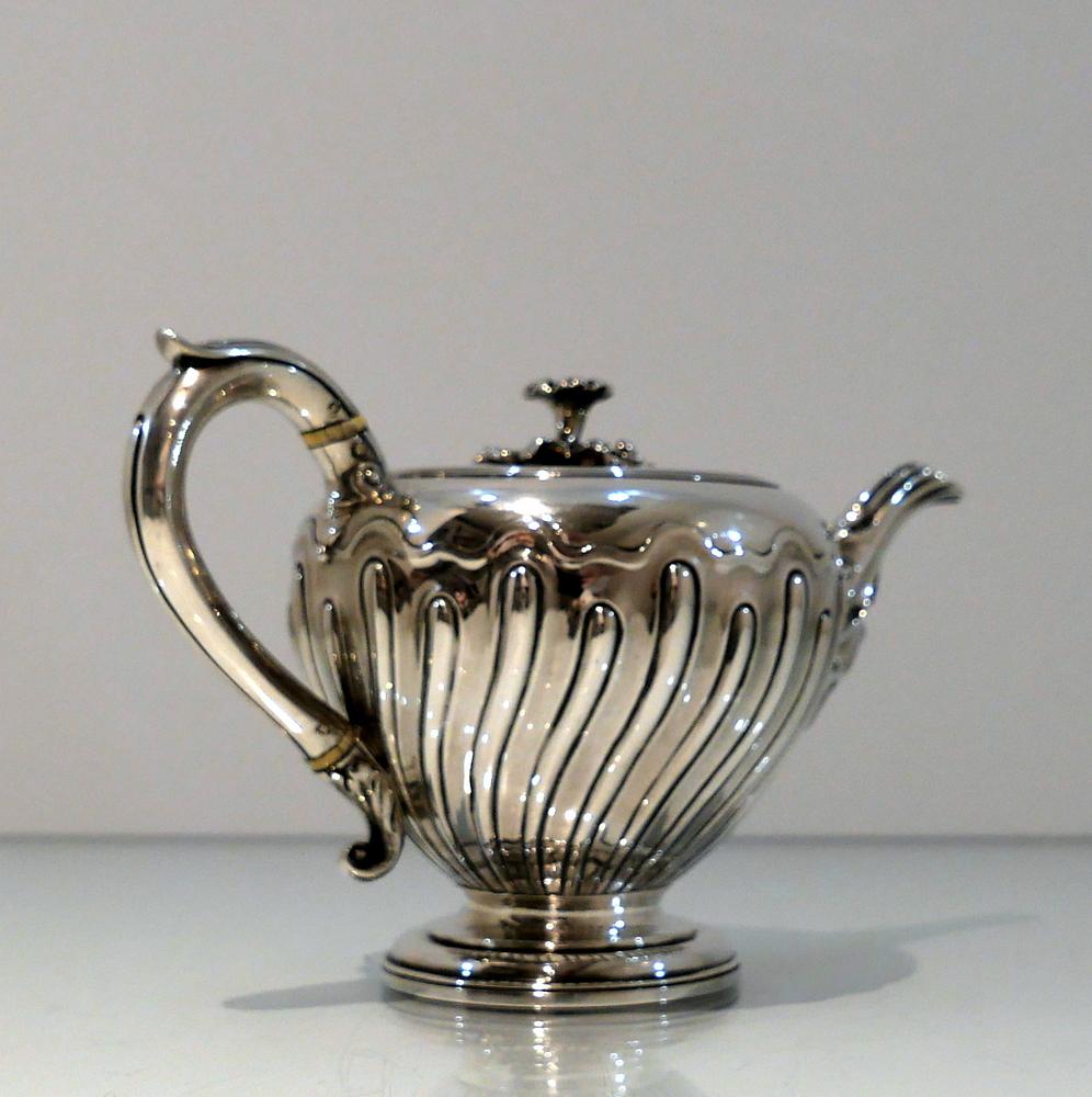 Mid-19th Century Antique Victorian Sterling Silver Bachelor Teapot London 1839 John Figg