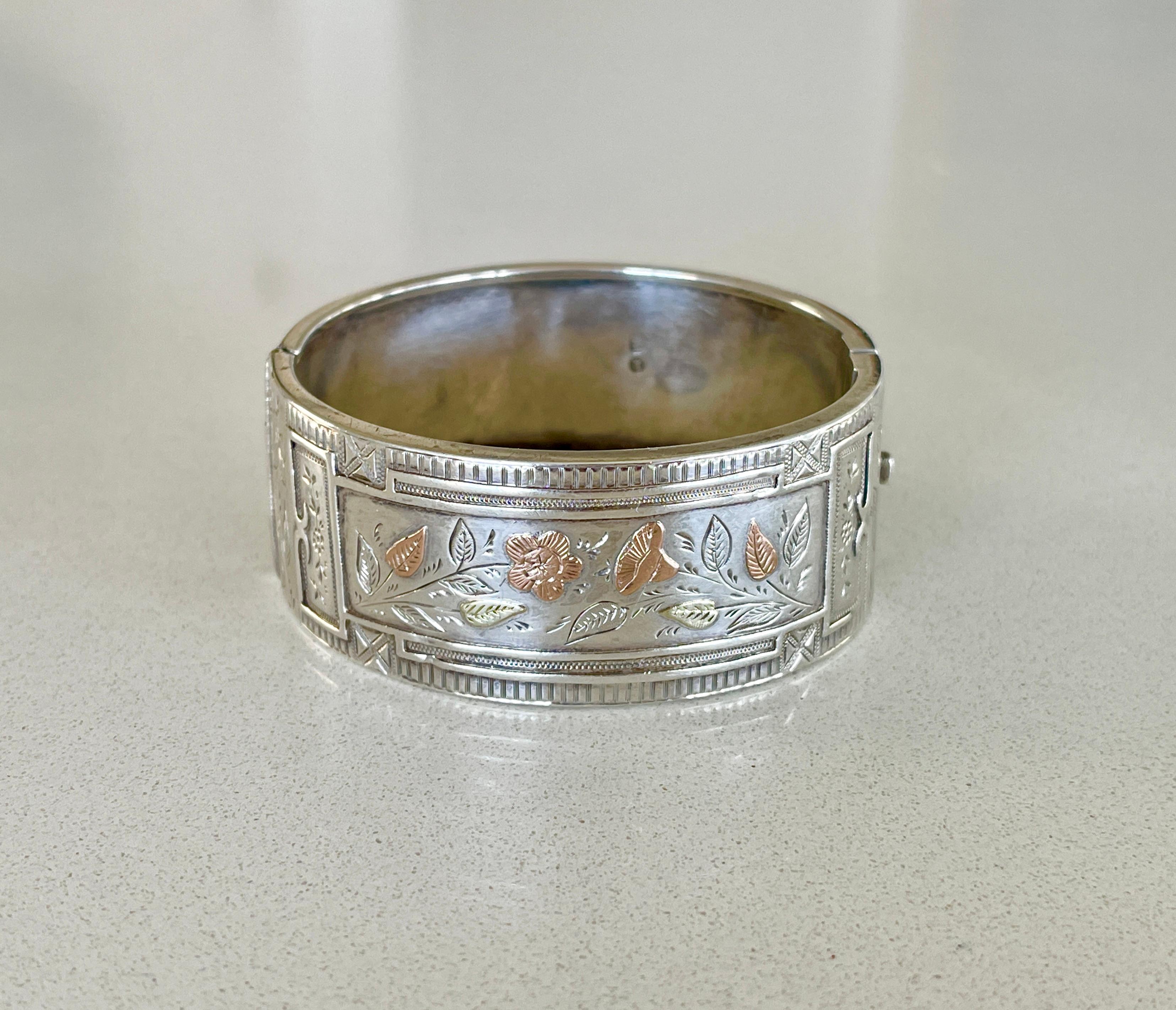 Antique Victorian Sterling Silver Bangle Hallmarked Birmingham 1884 Gold Inlay In Good Condition For Sale In Mona Vale, NSW