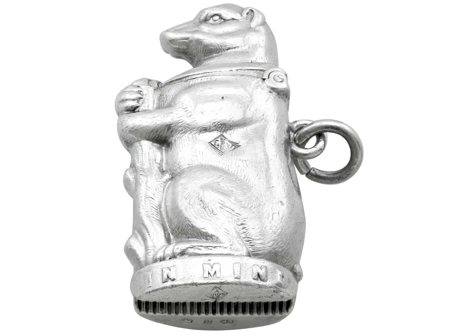 An exceptional, fine and impressive, rare antique Victorian English sterling silver vesta case modelled in the form of the Bear and Ragged Staff; an addition to our ornamental silverware collection

This exceptional and rare antique Victorian
