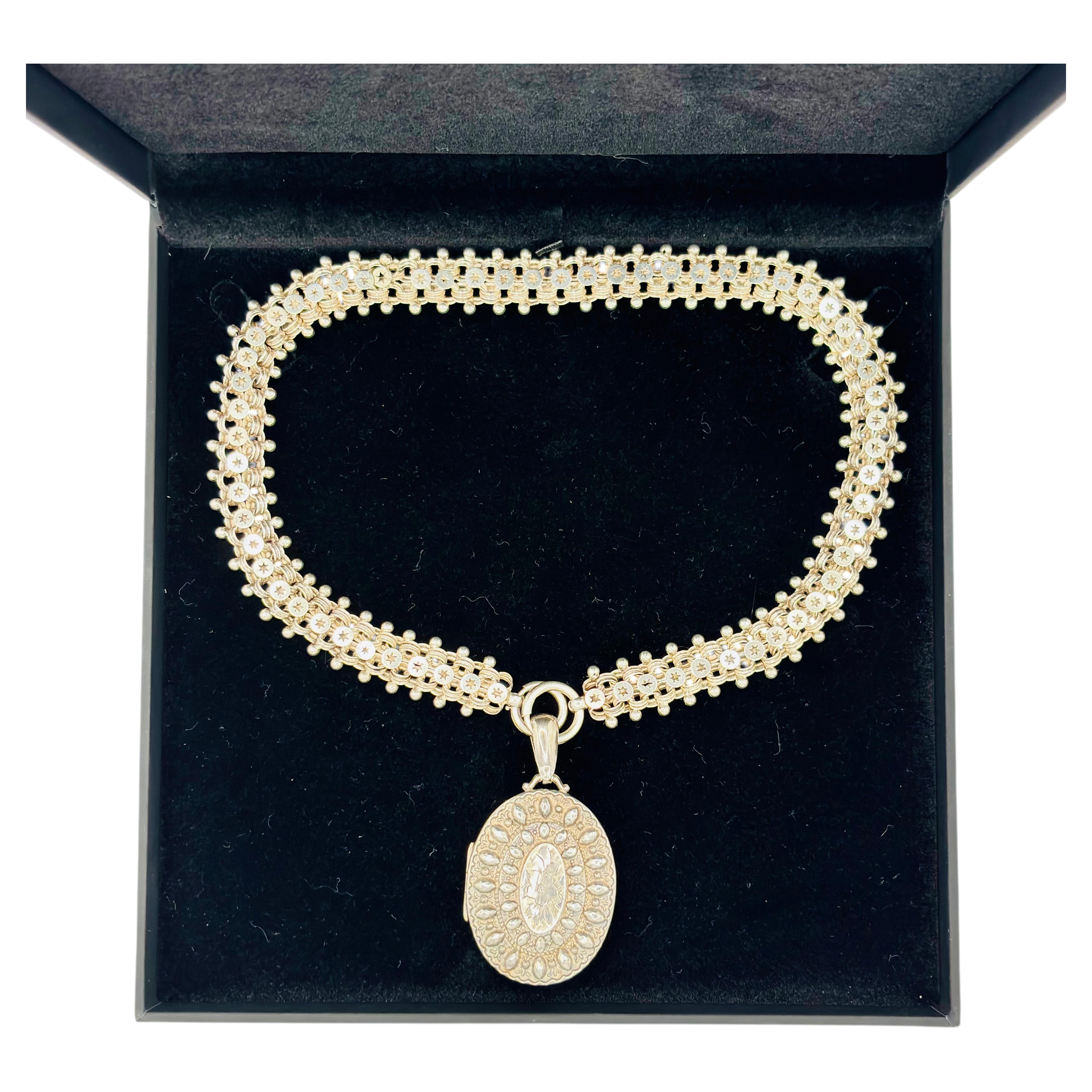 Collana vittoriana d'epoca in argento sterling con catena a libro e medaglione ovale originale