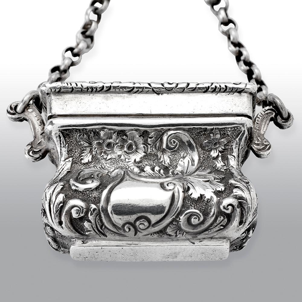 Antike viktorianische Sterling Silber Schloss-Vinaigrette Kristall-Palast (Geprägt) im Angebot