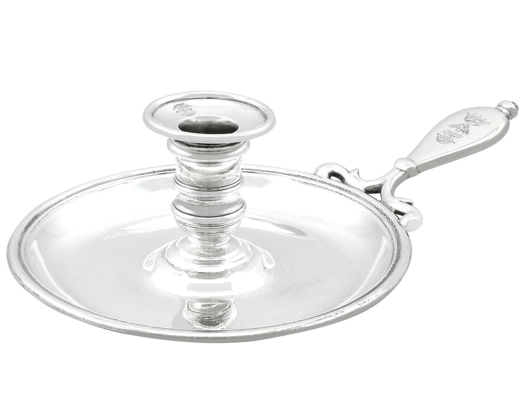 Inglese Candeliere da camera vittoriano in argento sterling di Robert Garrard II in vendita