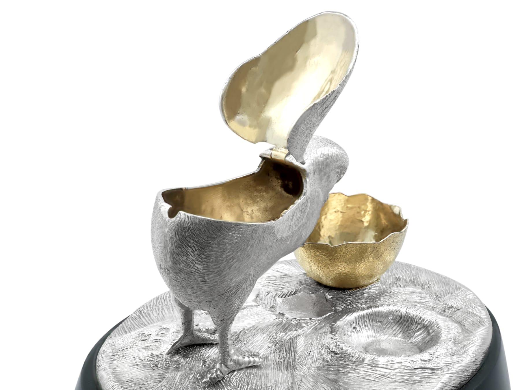 Set de condiments pour poussins en argent sterling de l'époque victorienne en vente 2