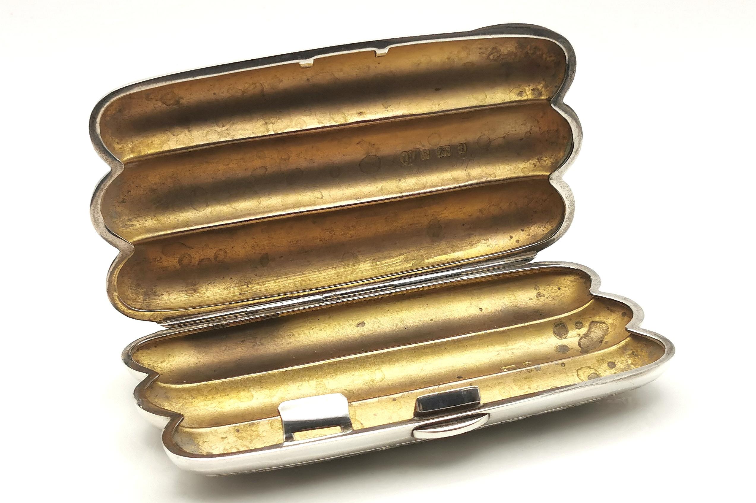 Antique Victorian sterling silver cigar case, Engraved  For Sale 2