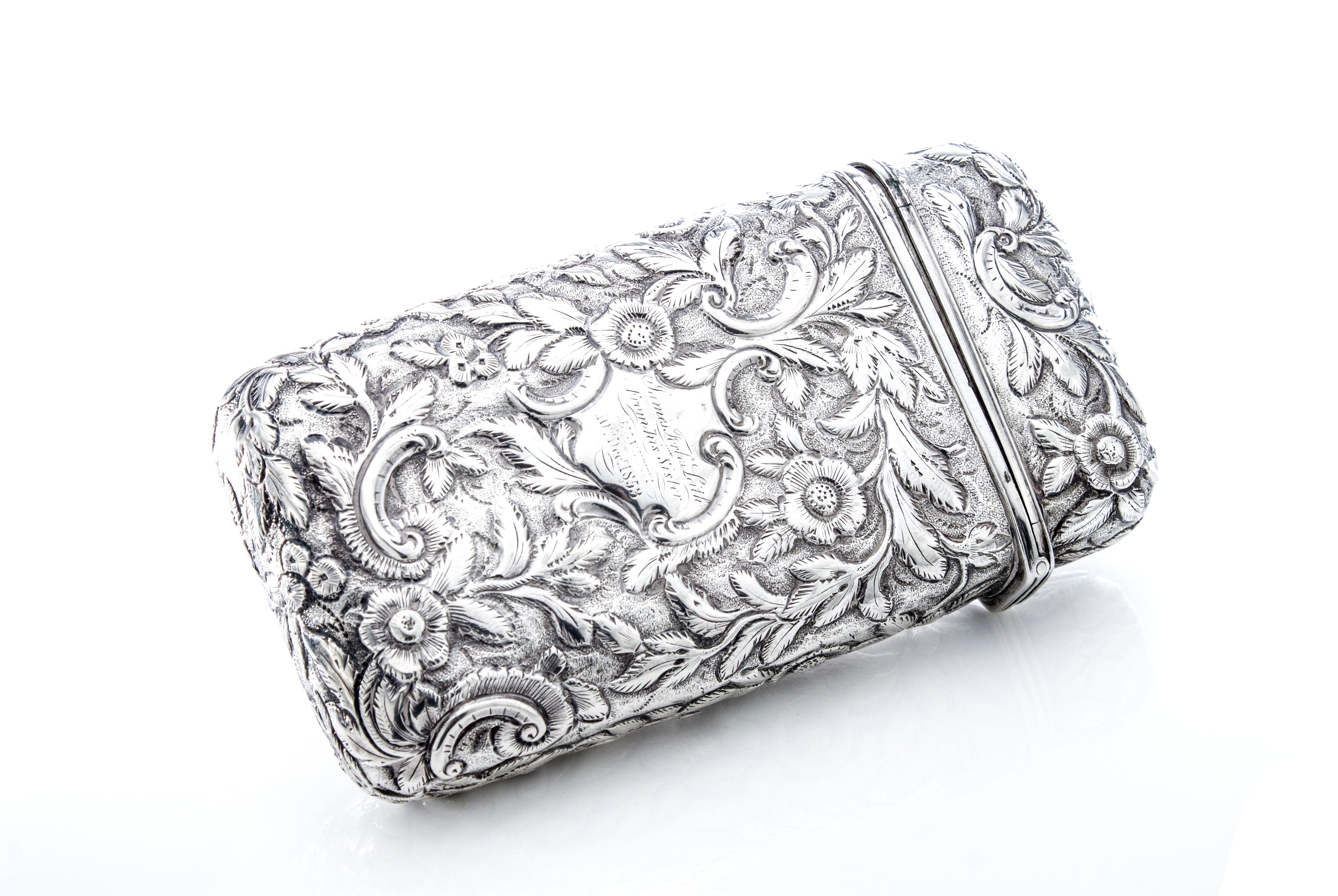 Antique Victorian Sterling Silver Cigar Case In Good Condition For Sale In Braintree, GB