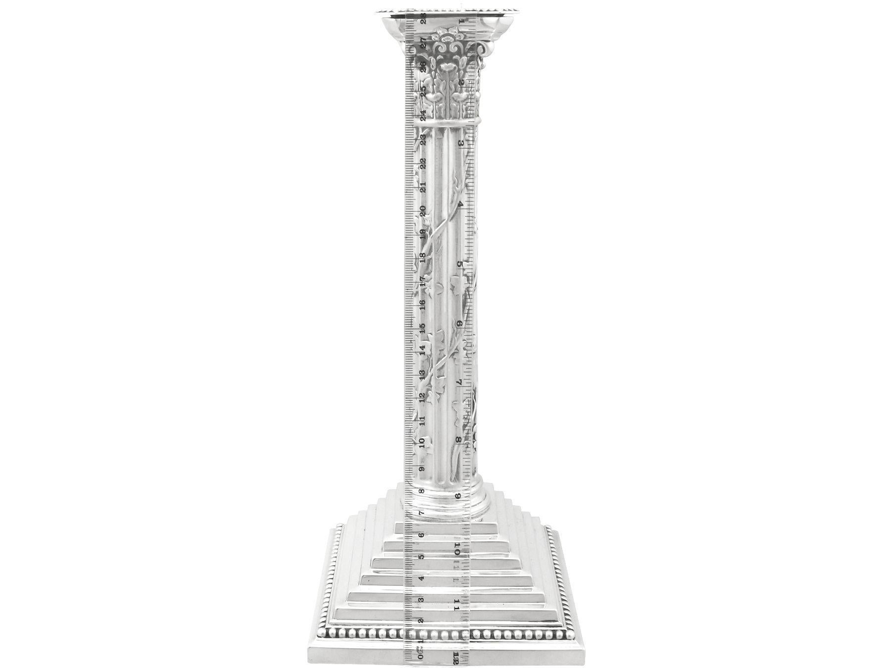 Antique Victorian Sterling Silver Corinthian Column Candlesticks In Excellent Condition In Jesmond, Newcastle Upon Tyne