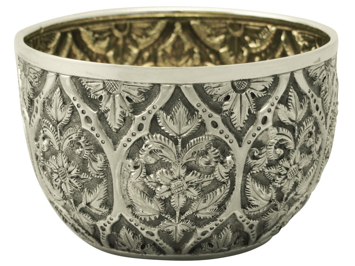 XIXe siècle Service de présentation crème et sucre en argent sterling de style victorien Charles Stuart Harris en vente