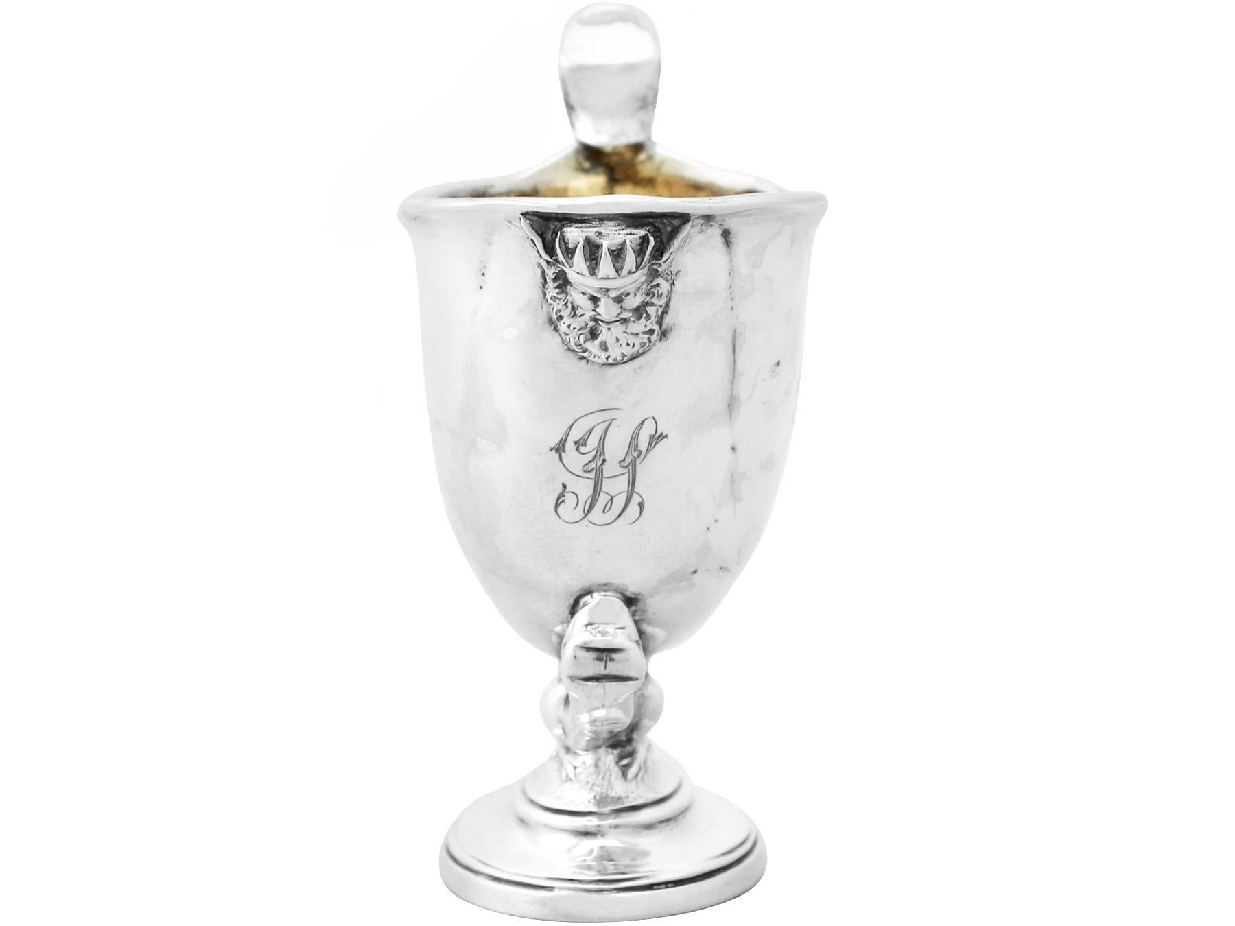 An exceptional, fine and impressive antique Victorian English sterling silver cream jug made by John Hunt & Robert Roskell; an addition to our silver teaware collection.

This exceptional antique Victorian sterling silver cream jug has an oval