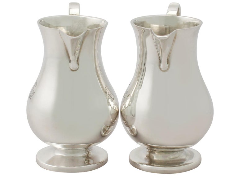 Antique Victorian Sterling Silver Cream Jugs In Excellent Condition For Sale In Jesmond, Newcastle Upon Tyne