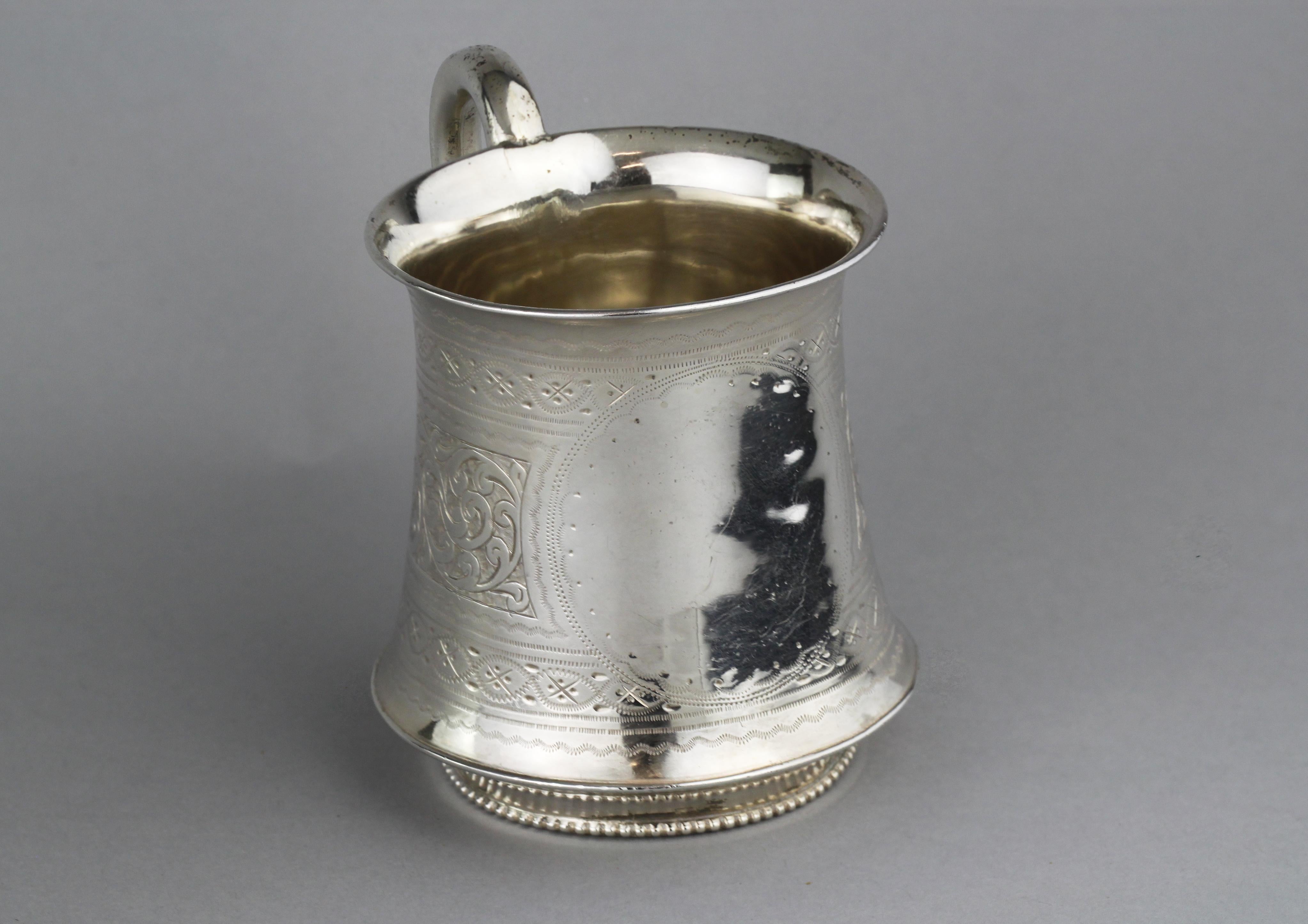 Antique Victorian sterling silver cup
Maker: Hilliard & Thomason
Made in Birmingham 1894
Fully hallmarked.

Dimensions:
Length 9.7 cm
Width 7 cm
Height 8.2 cm
Weight: 82 grams

Condition: Minor wear from general usage, no damage,