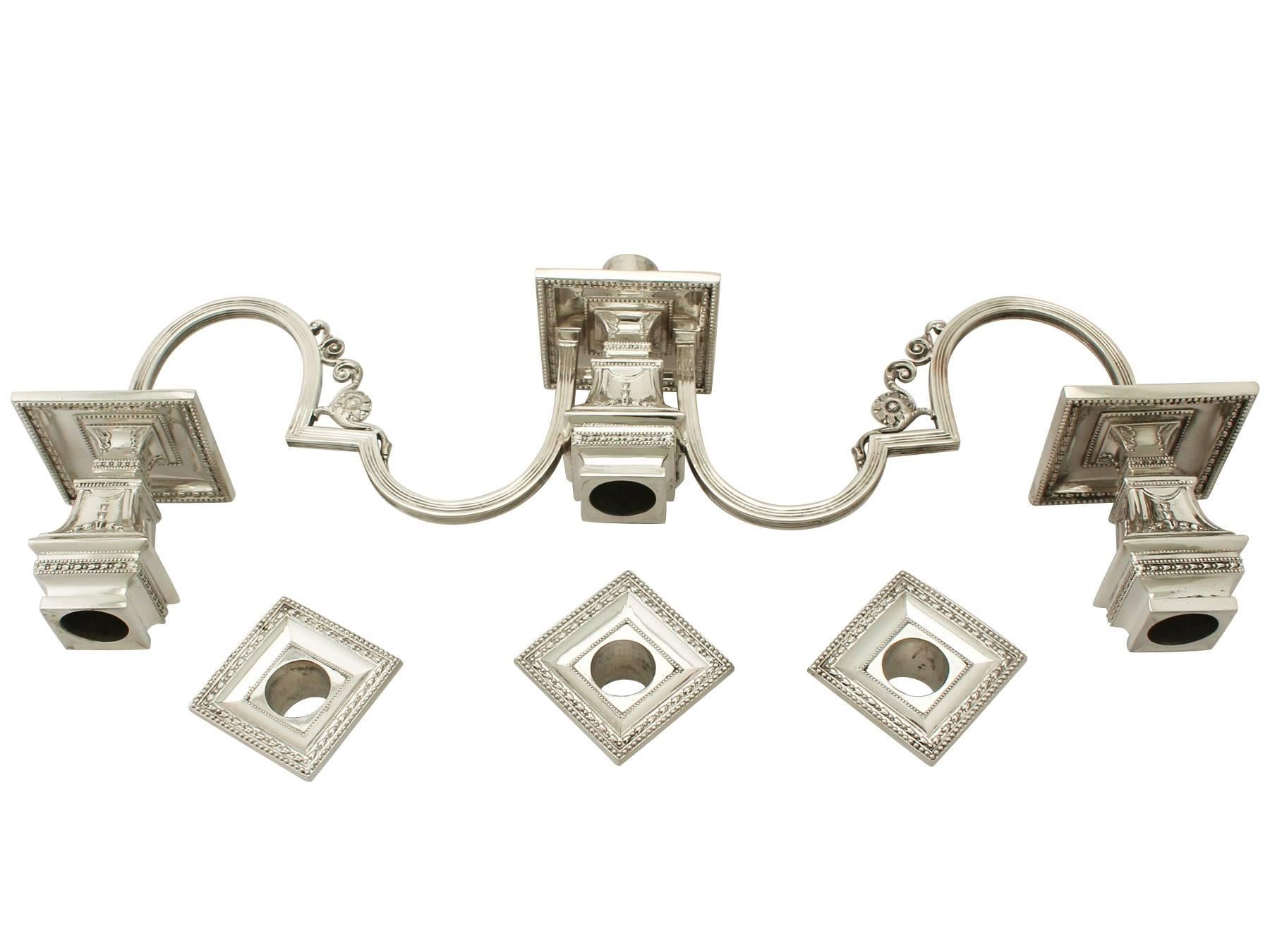 Antique Victorian Sterling Silver Empire Style Three-Light Candelabra In Excellent Condition In Jesmond, Newcastle Upon Tyne