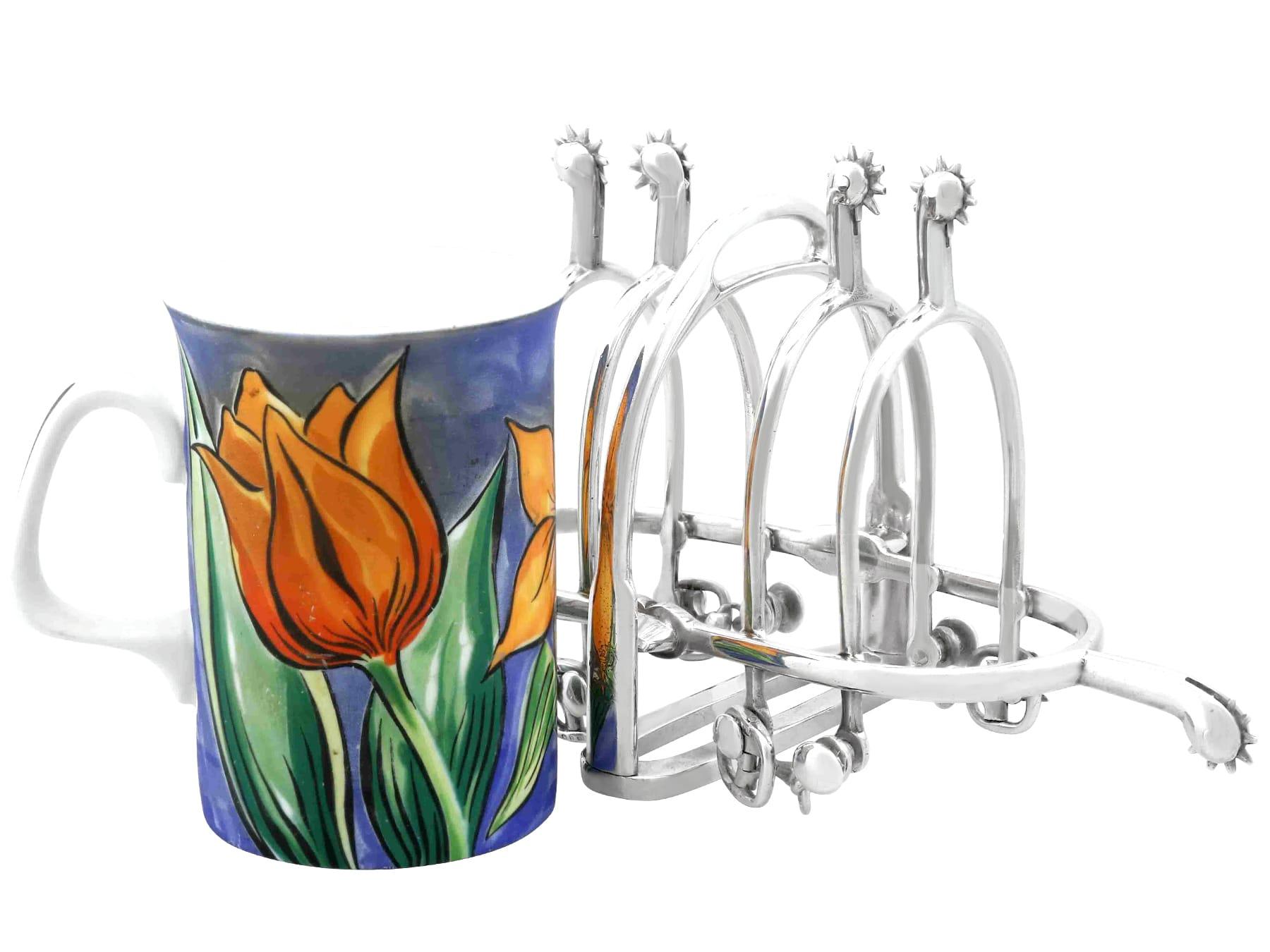 Antique Victorian Sterling Silver Equestrian Toast Rack (1896) (Spätes 19. Jahrhundert) im Angebot