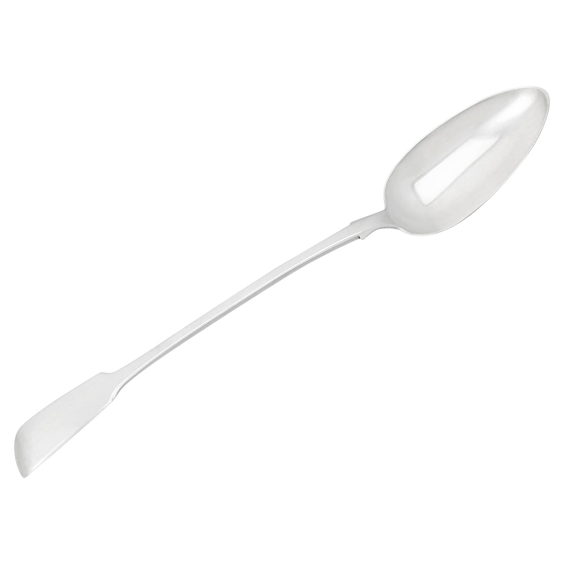 Cuchara para salsa inglesa victoriana de plata de ley con dibujo de violín