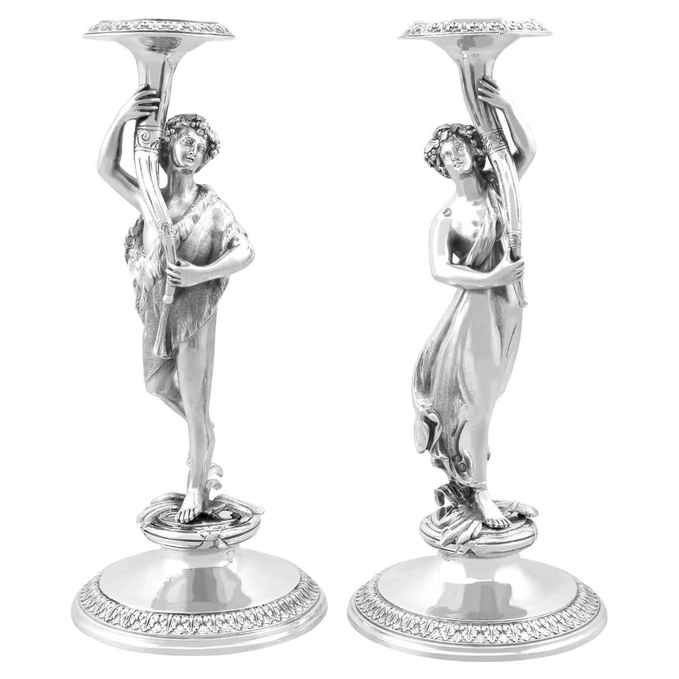 Antiguos candelabros victorianos de plata de ley (1865)