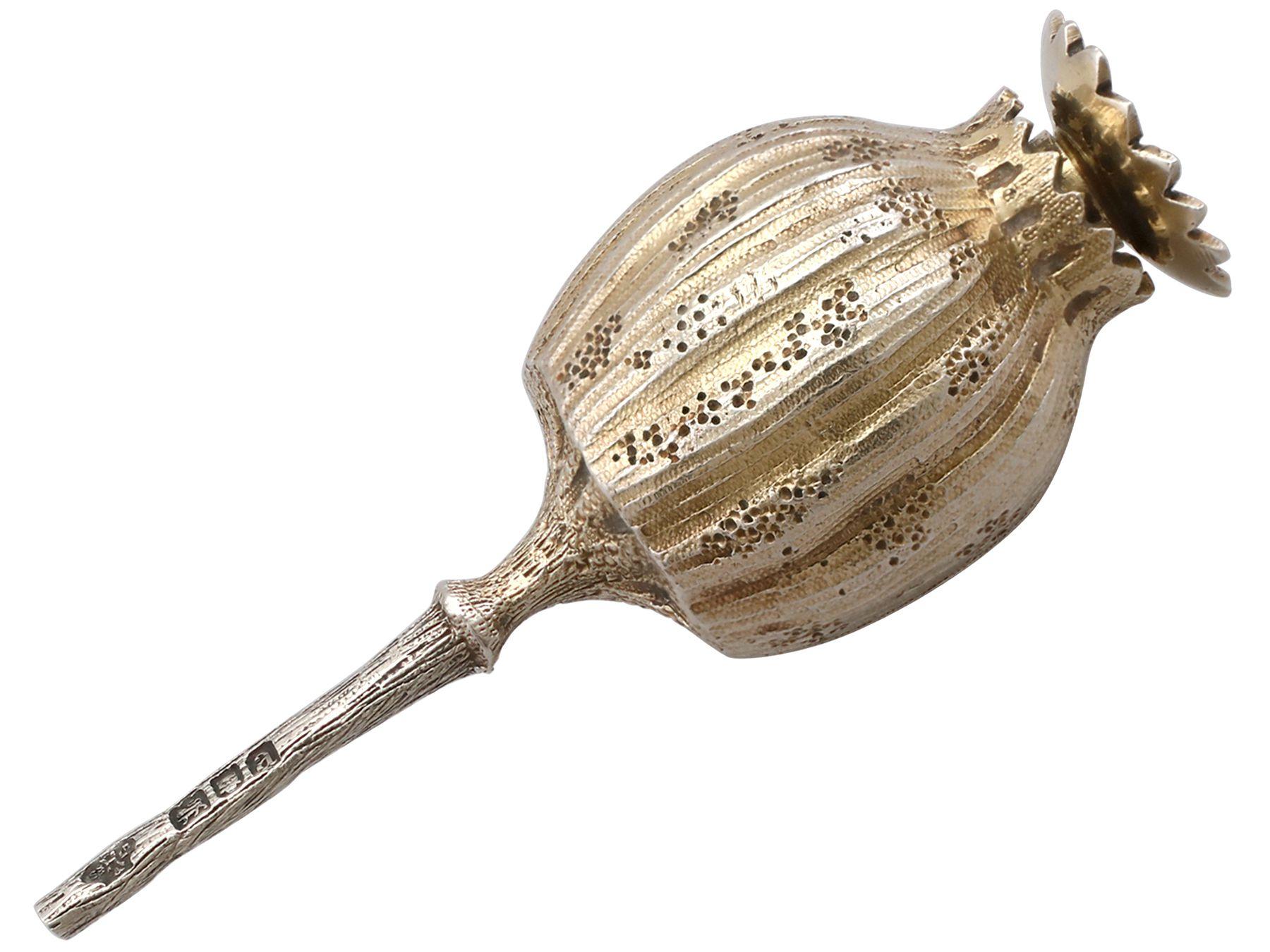 An exceptional, fine and impressive antique Victorian English sterling silver gilt pomander; an addition to our ornamental silverware collection

This exceptional, fine and impressive antique Victorian cast sterling silver gilt pomander has been