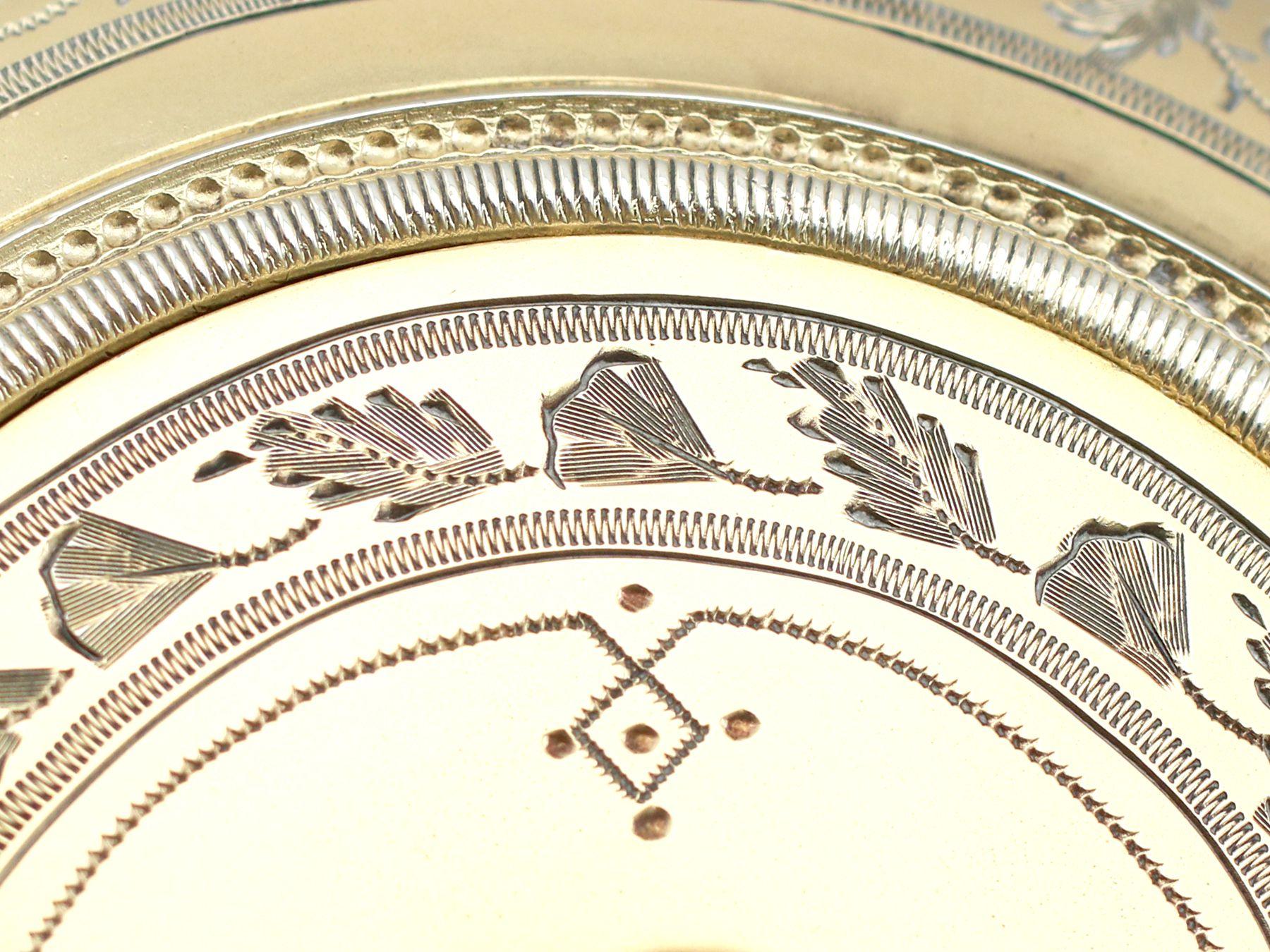 Antikes viktorianisches dreiteiliges Bachelor-Teeservice aus vergoldetem Sterlingsilber im Angebot 5