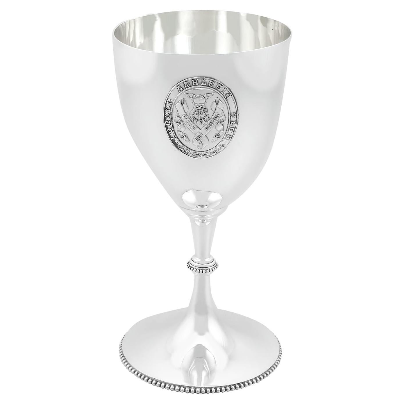 Antigua copa victoriana de plata de ley