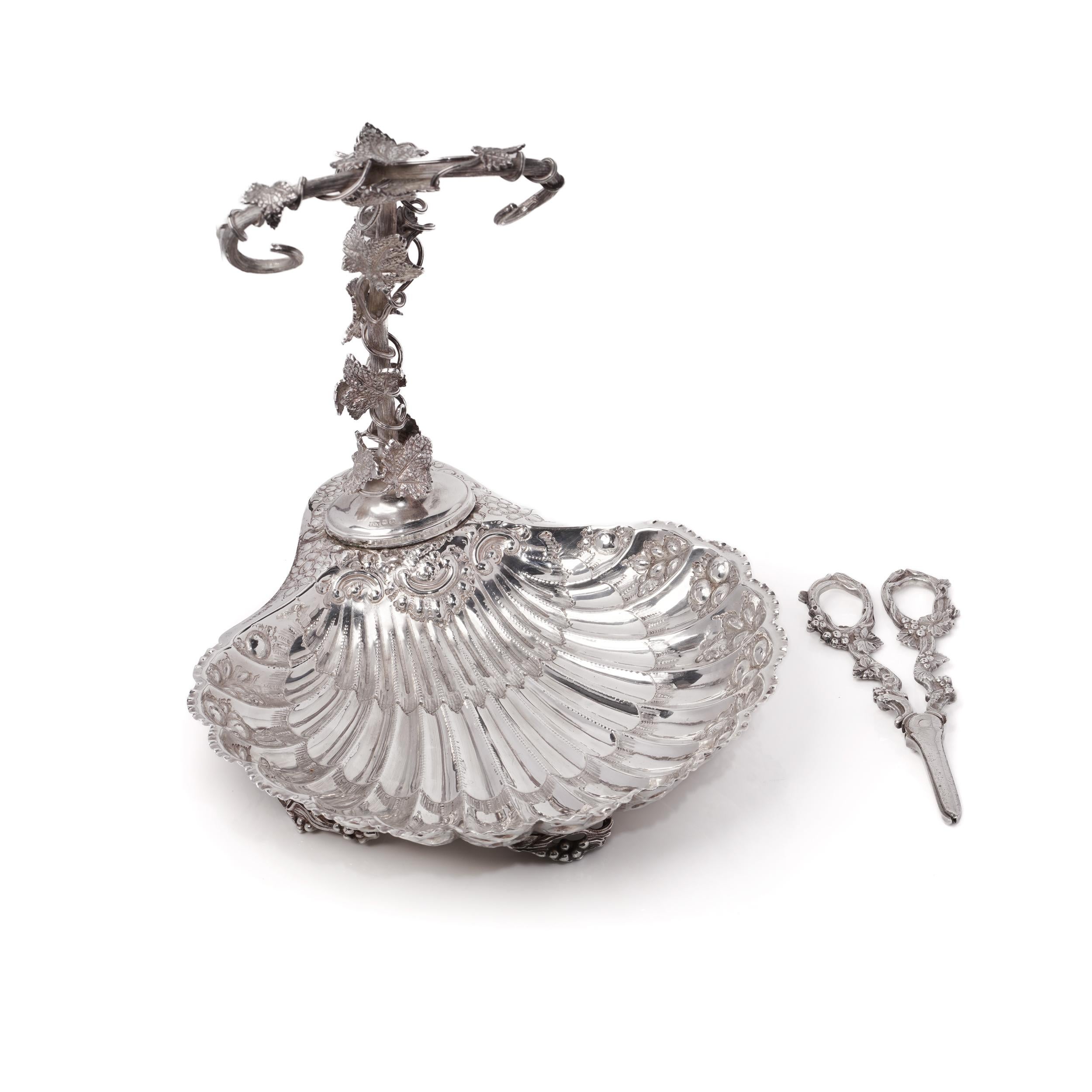 Antique Victorian Sterling Silver Grape Dish with Grape Scissors For Sale 7