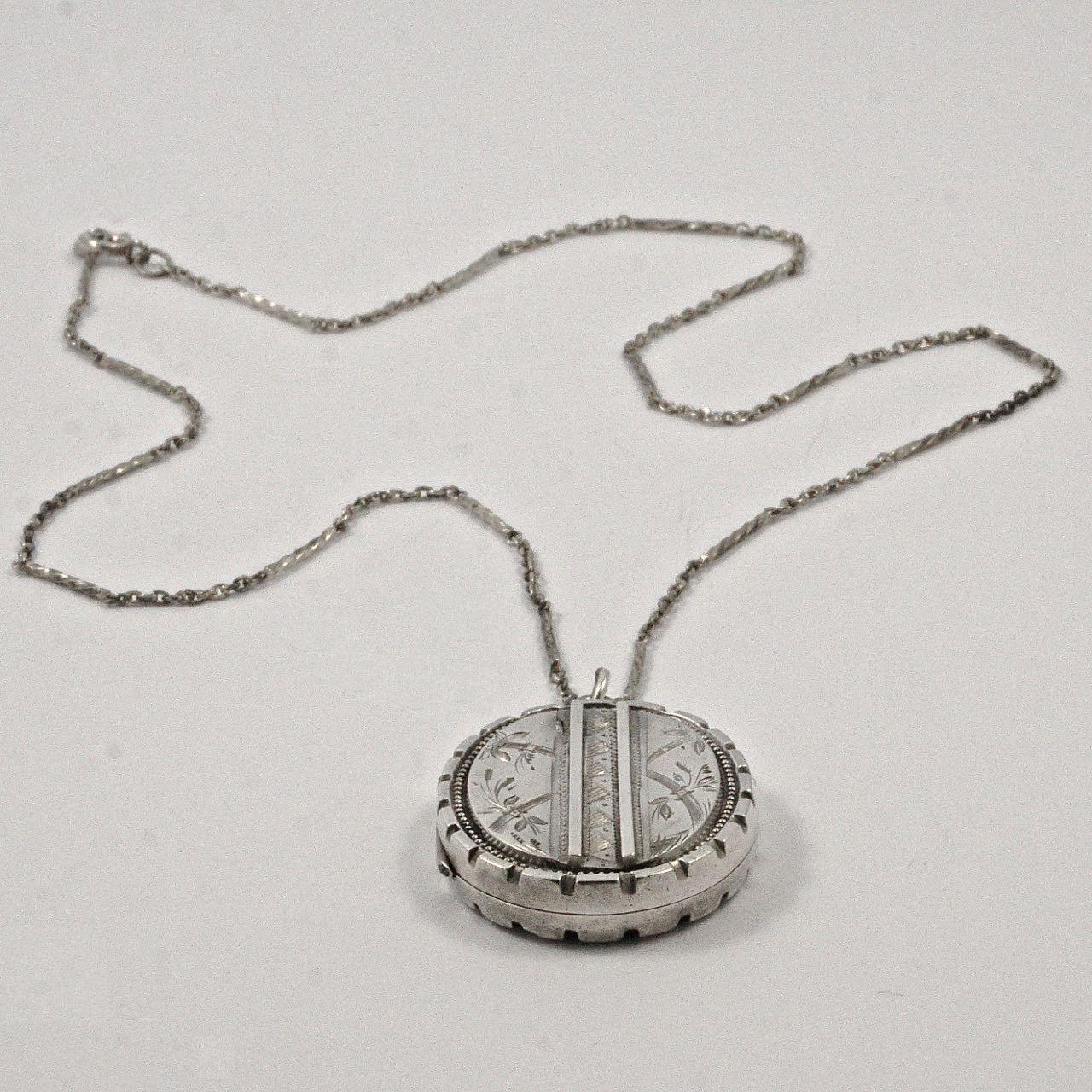 Antique Victorian Sterling Silver Hand Engraved Leaves and Stem Locket and Chain 4
