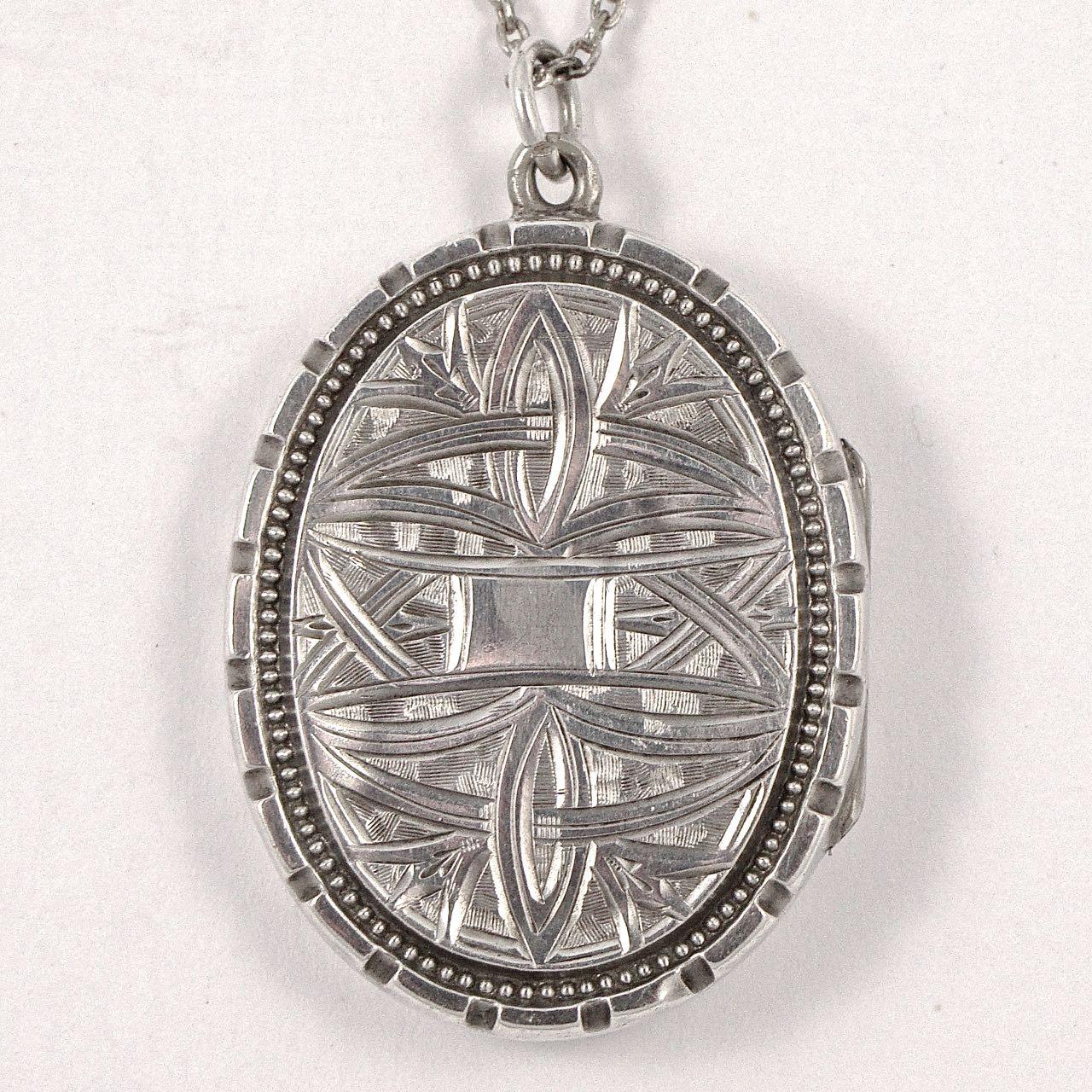 Large Ornate Detail Sterling Silver Victorian Style Photo Locket
