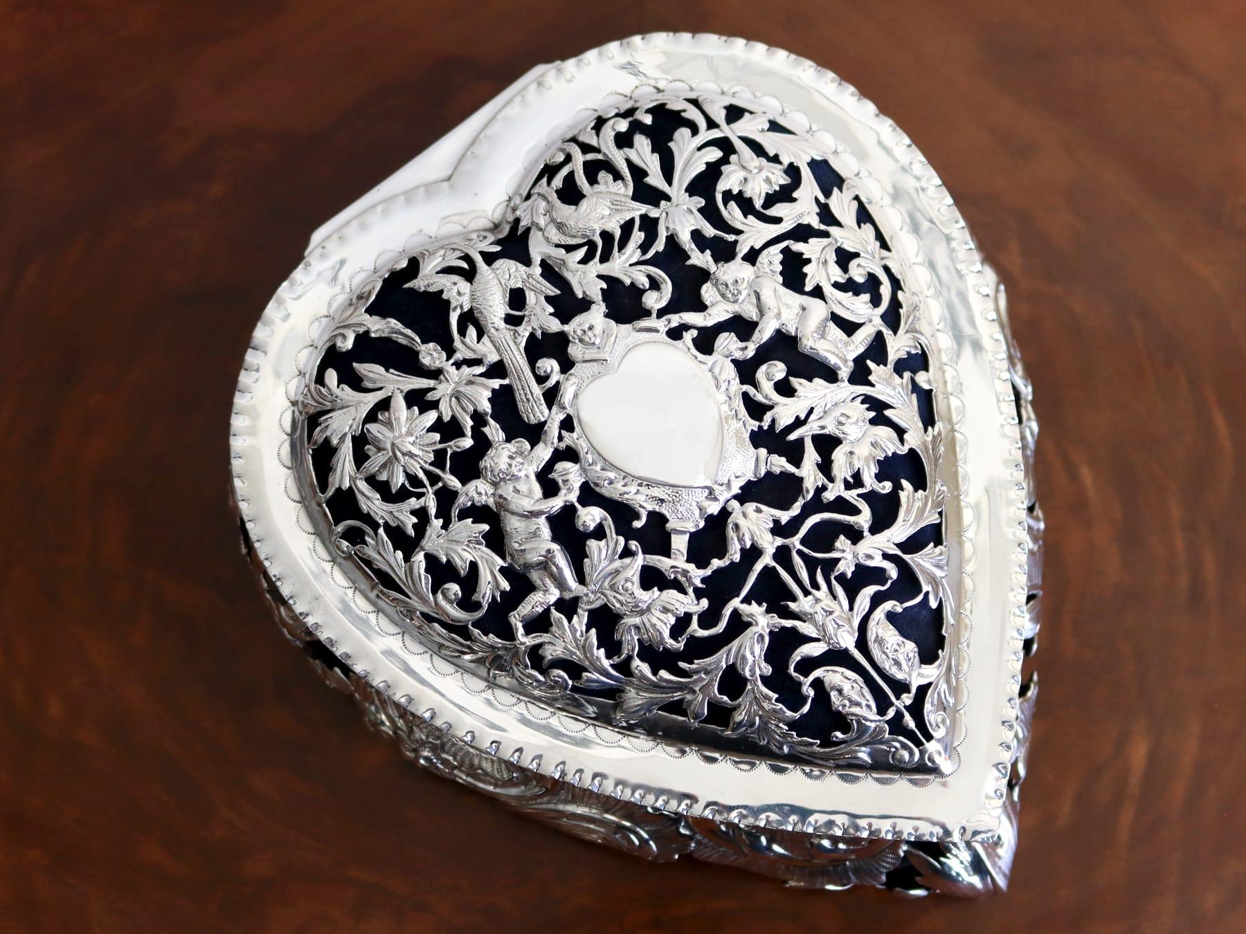 English Antique Victorian Sterling Silver Heart Jewellery Box (1889) For Sale