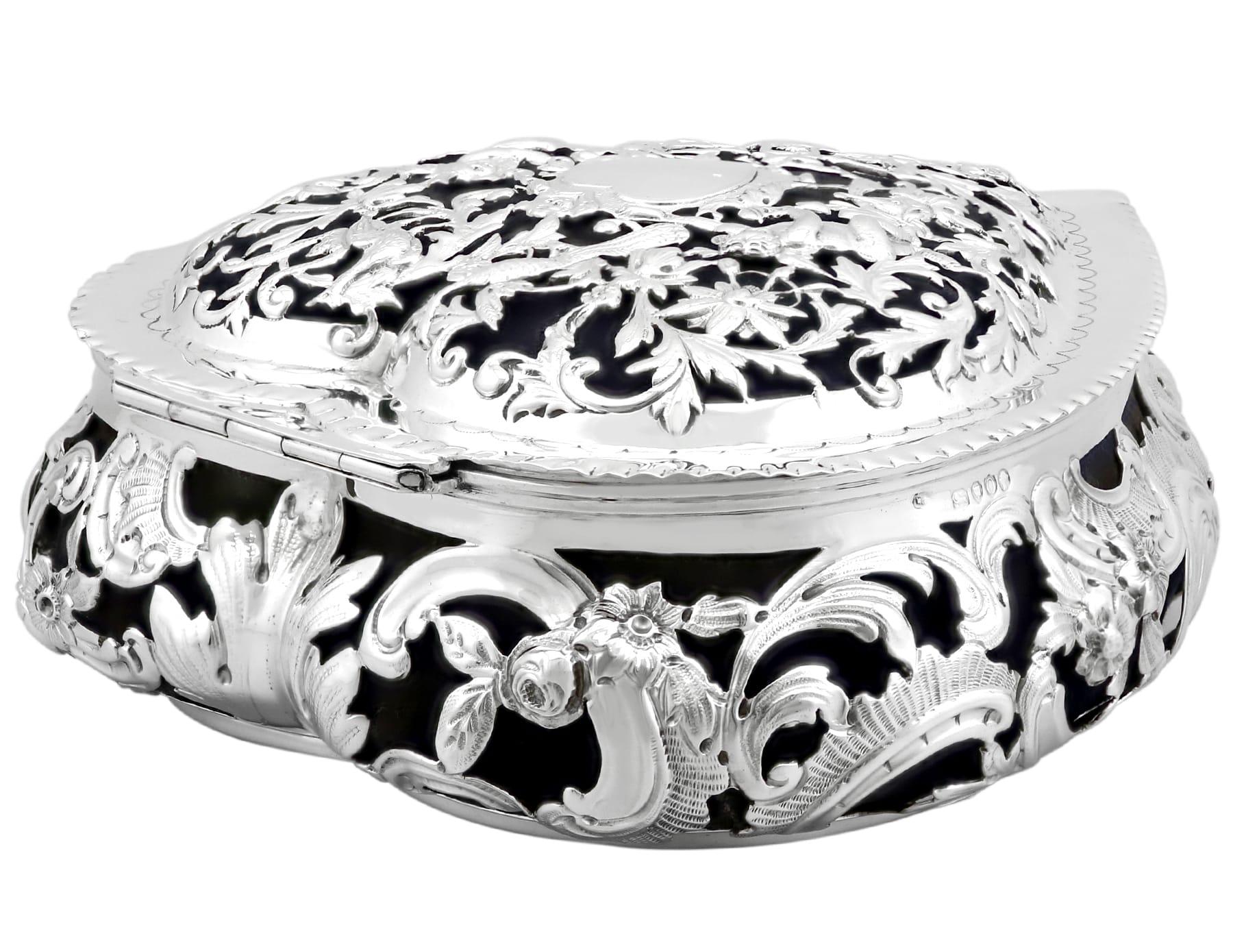 Antique Victorian Sterling Silver Heart Jewellery Box (1889) 4