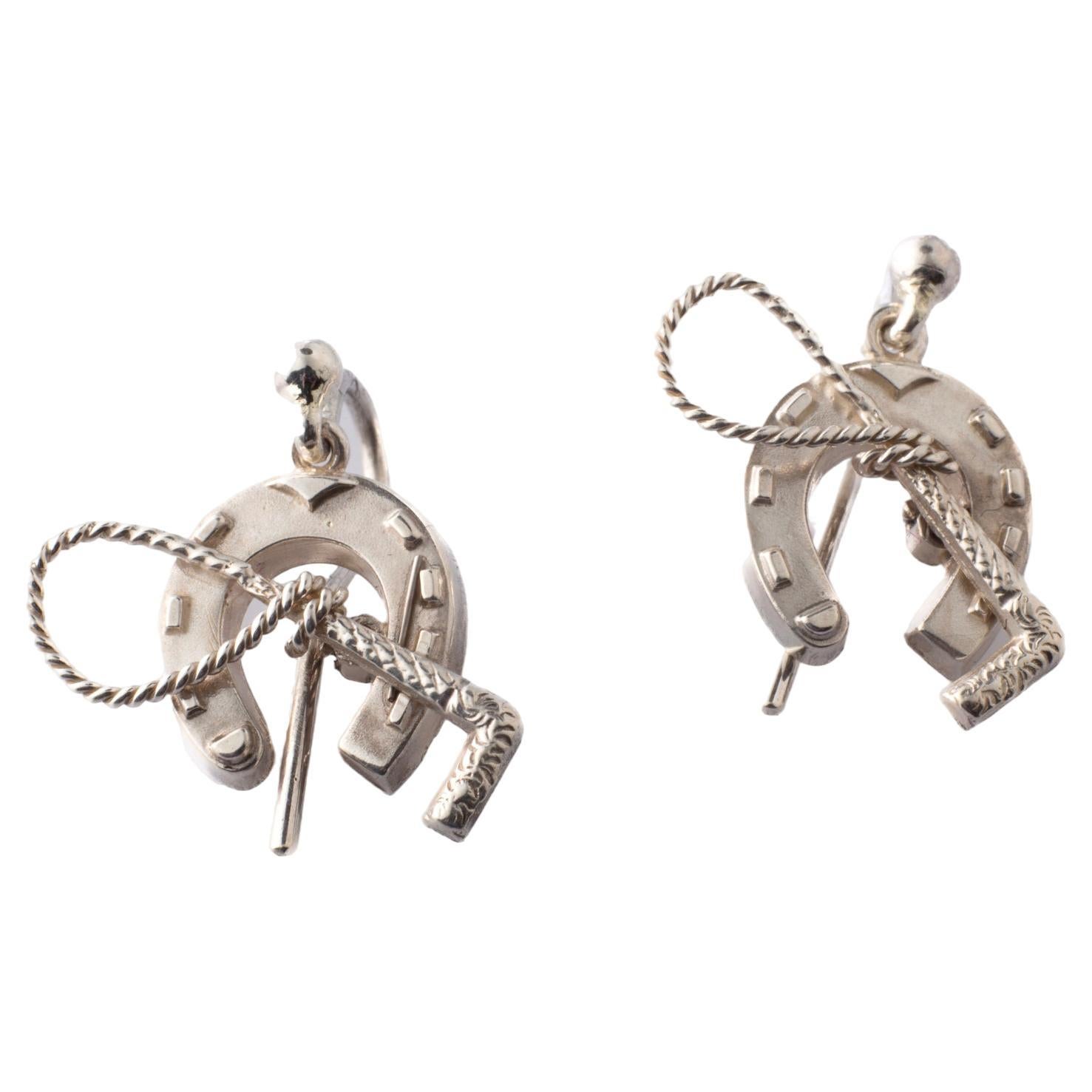 Boucles d'oreilles en forme de fer à cheval en argent sterling de l'époque victorienne antique  en vente