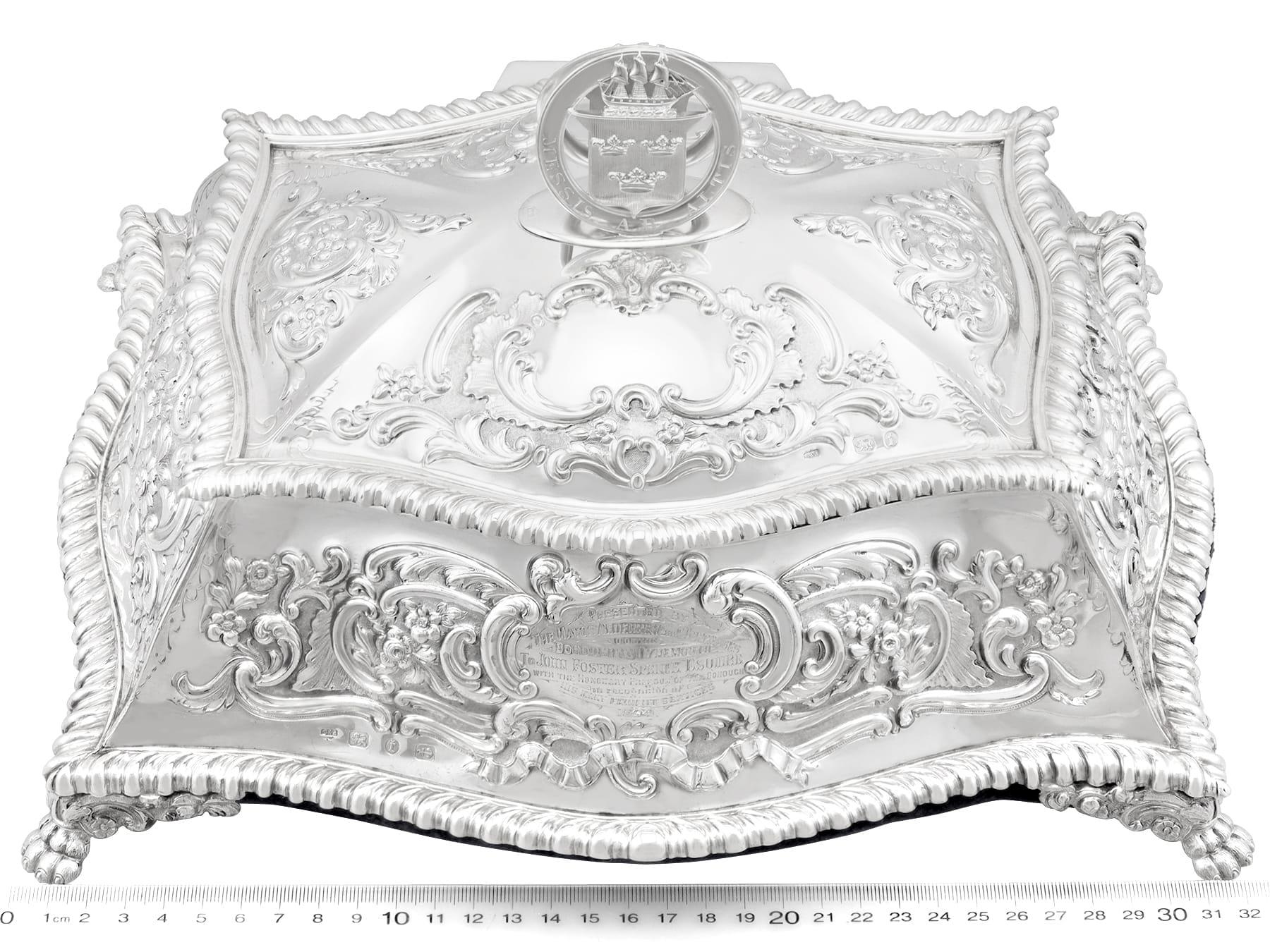 Ancien coffret à bijoux victorien en argent sterling (1893) en vente 5