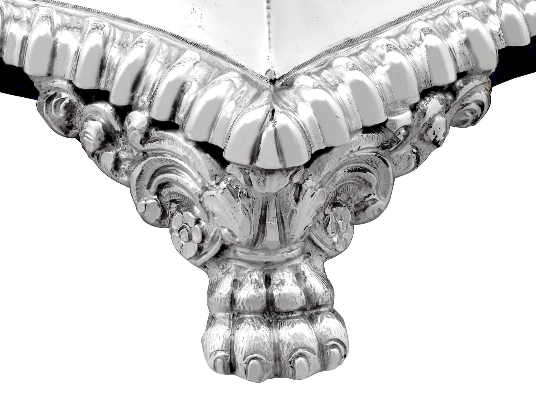 Ancien coffret à bijoux victorien en argent sterling (1893) en vente 2