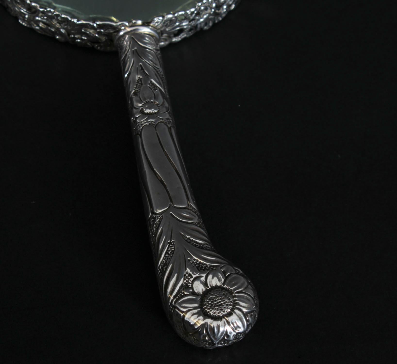 Antique Victorian Sterling Silver Magnifying Glass by Asprey 19th Century In Good Condition In London, GB
