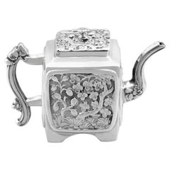 Théière miniature victorienne ancienne en argent sterling