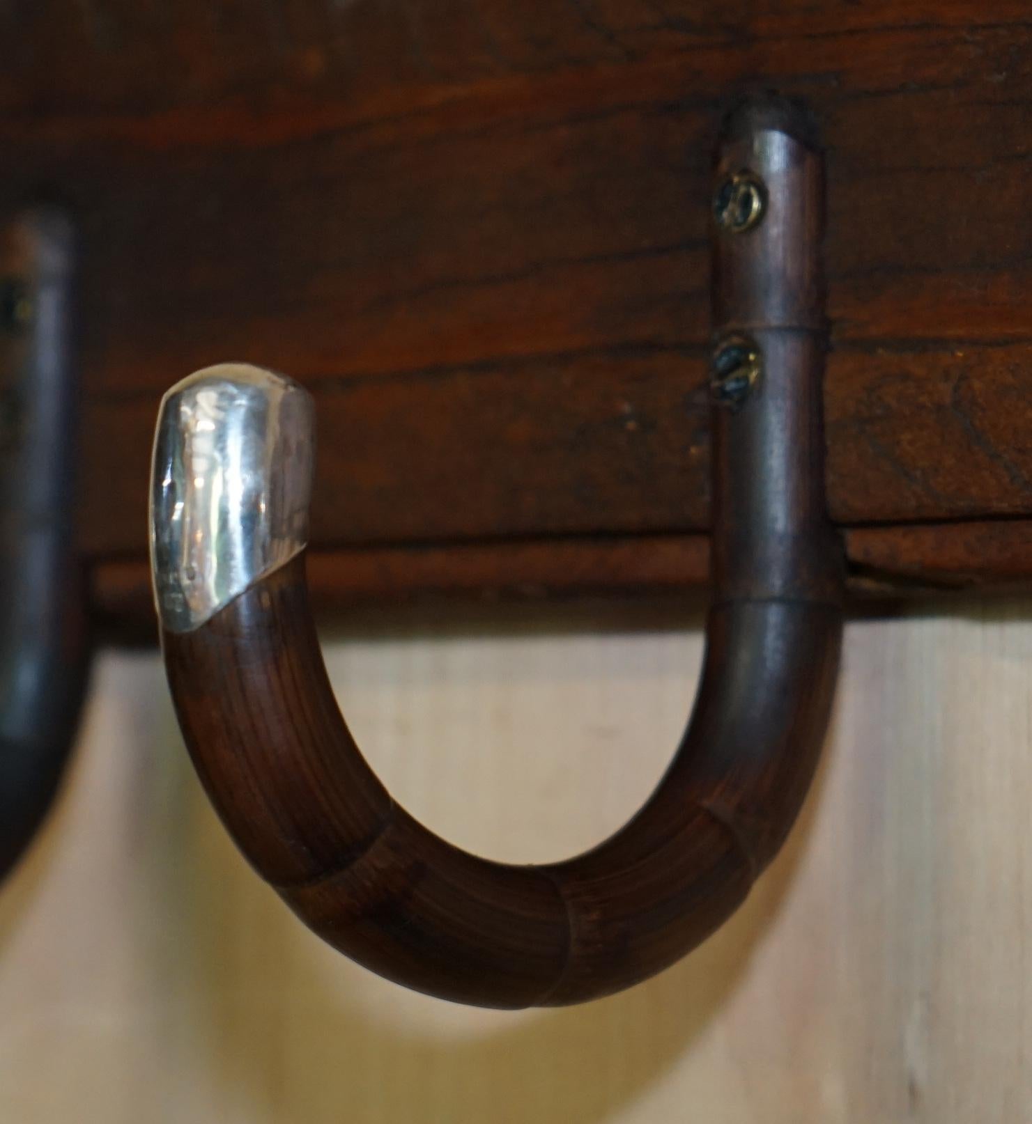 perchero antiguo de plata de ley viCTORIANO con montura de plata de LONDRES Inglés en venta