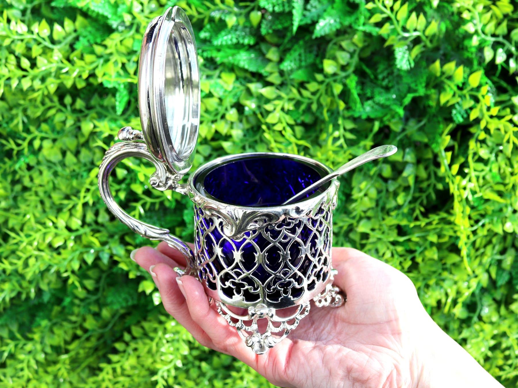 Antique Victorian Sterling Silver Mustard Pot (1841) In Excellent Condition For Sale In Jesmond, Newcastle Upon Tyne