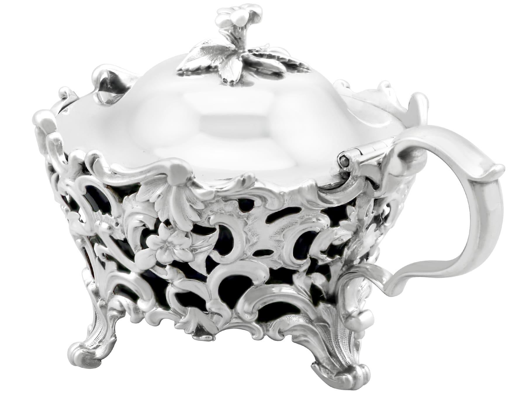 Antique Victorian Sterling Silver Mustard Pot (1844) In Excellent Condition For Sale In Jesmond, Newcastle Upon Tyne