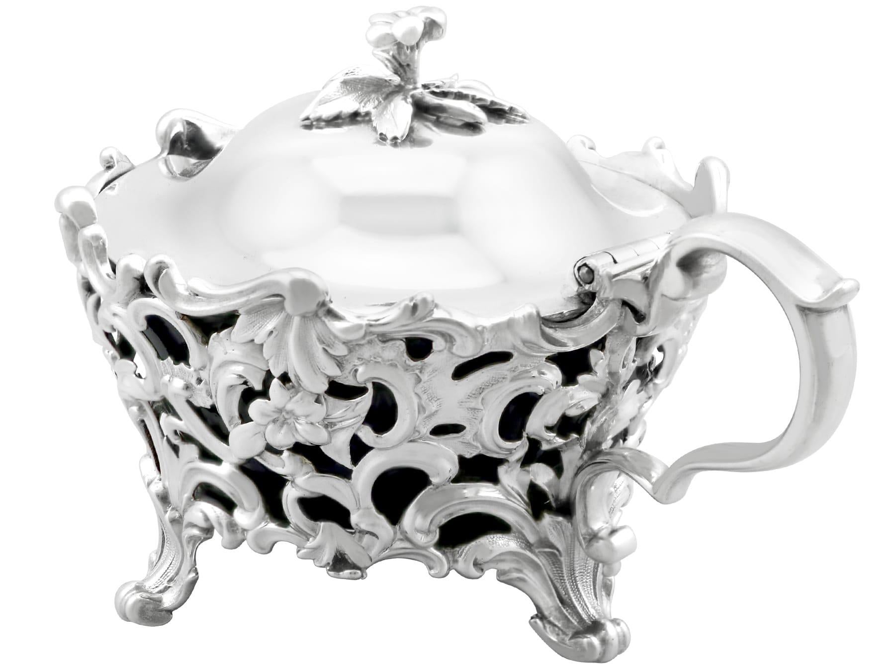 Antico vaso di senape vittoriano in argento sterling (1844) In condizioni ottime in vendita a Jesmond, Newcastle Upon Tyne