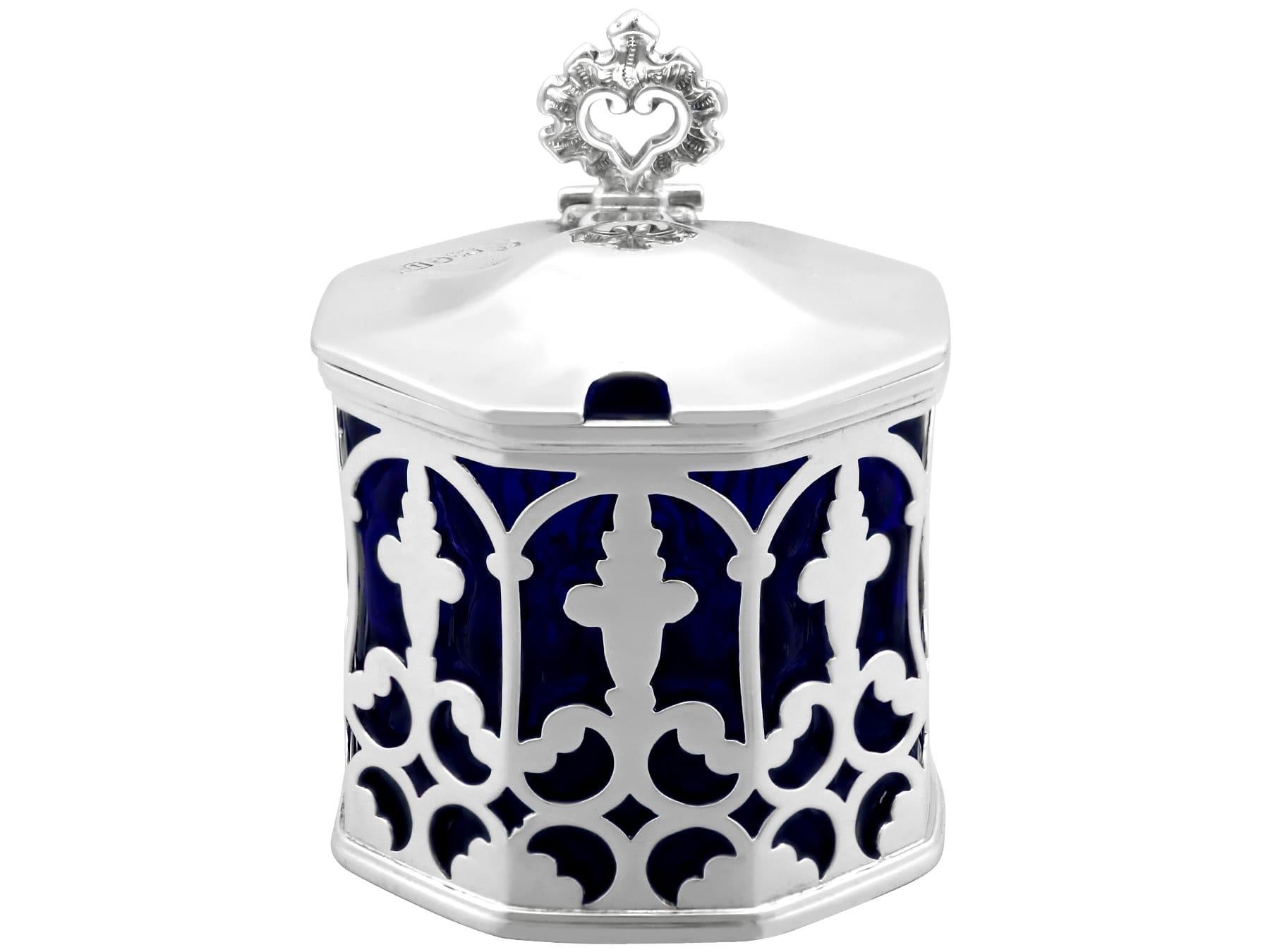 English Antique Victorian Sterling Silver Mustard Pot (1847) For Sale