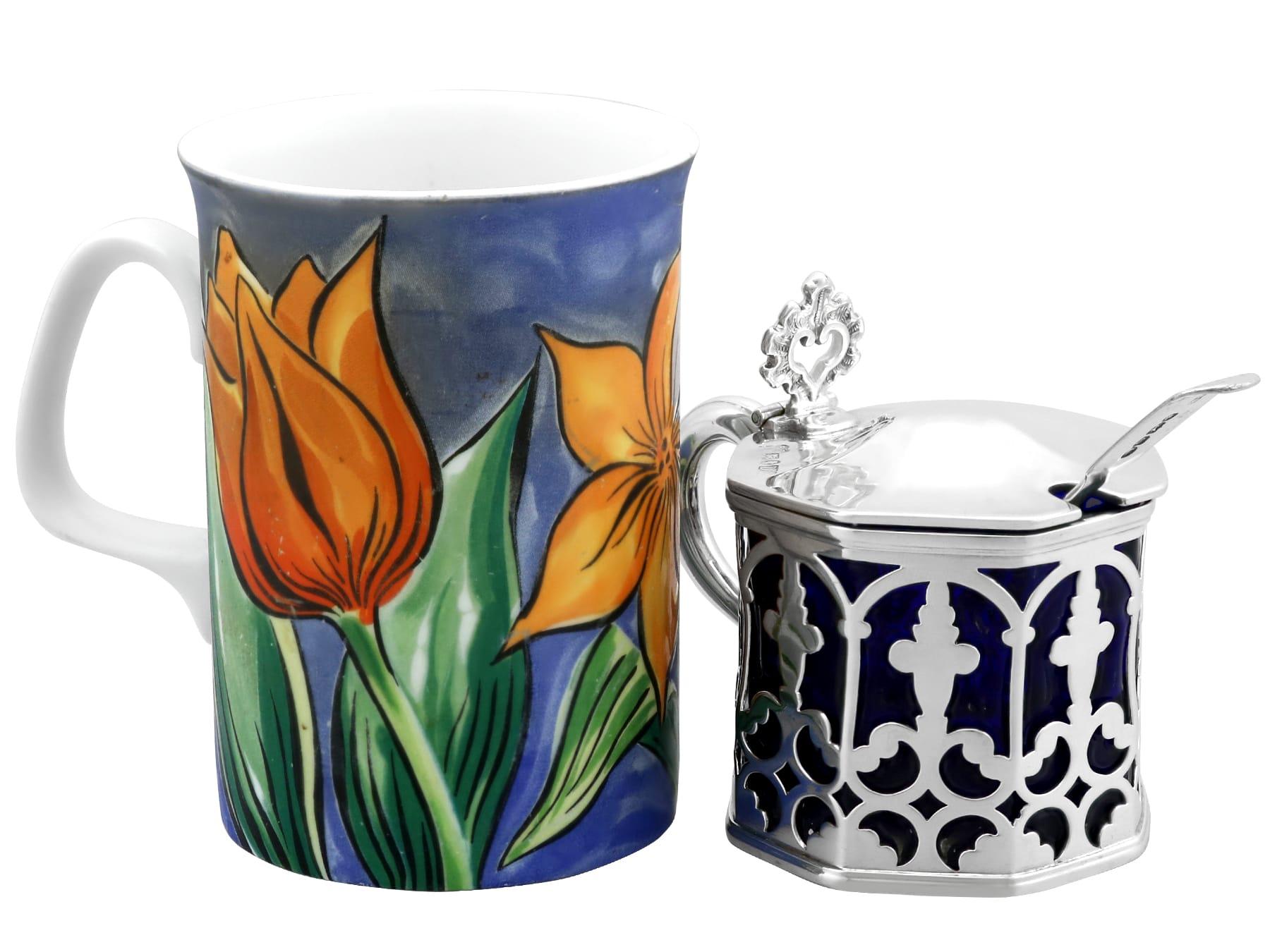 Antique pot à moutarde victorien en argent sterling (1847) Excellent état - En vente à Jesmond, Newcastle Upon Tyne
