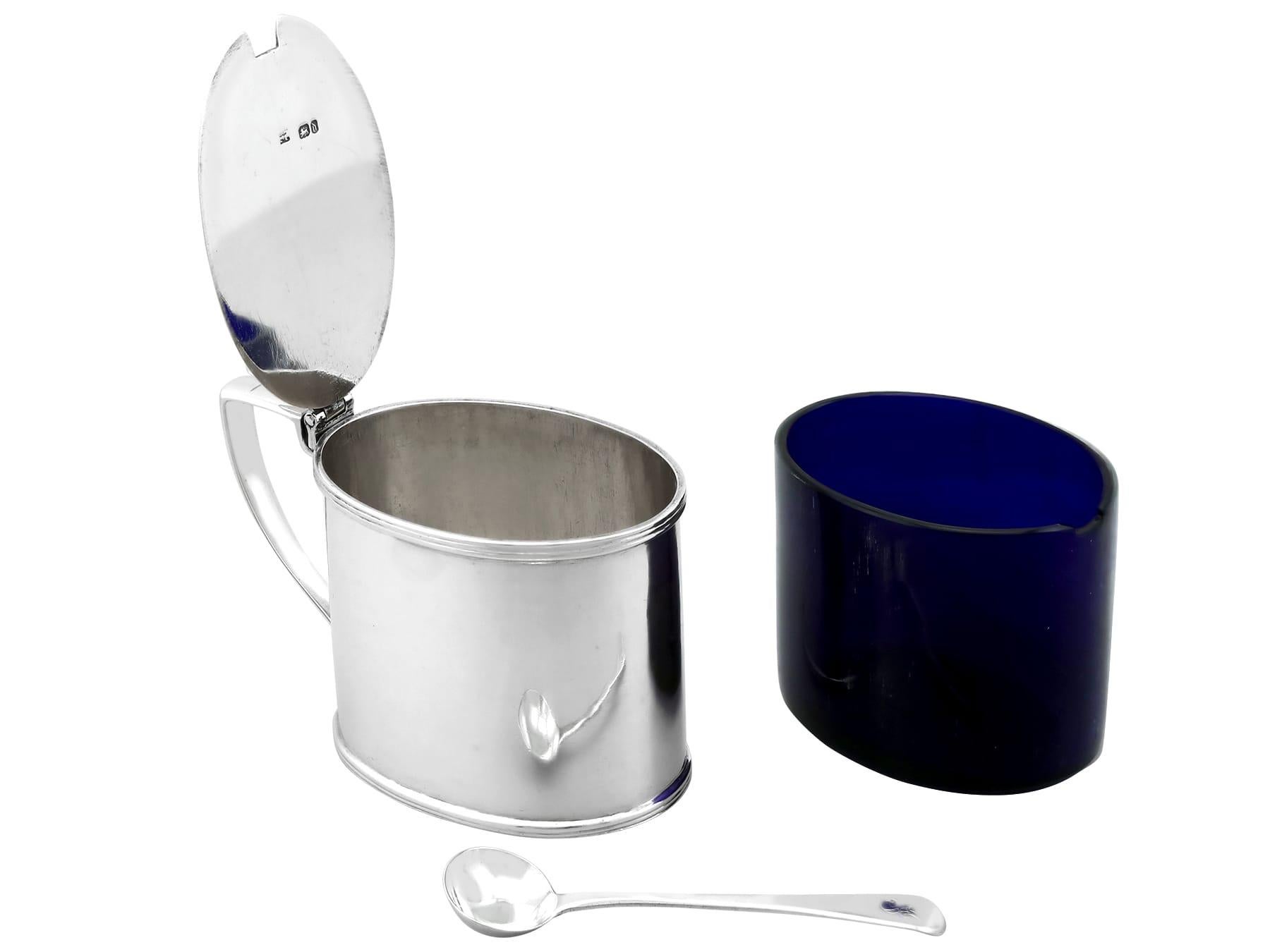 Antique Victorian Sterling Silver Mustard Pot (1859) For Sale 1