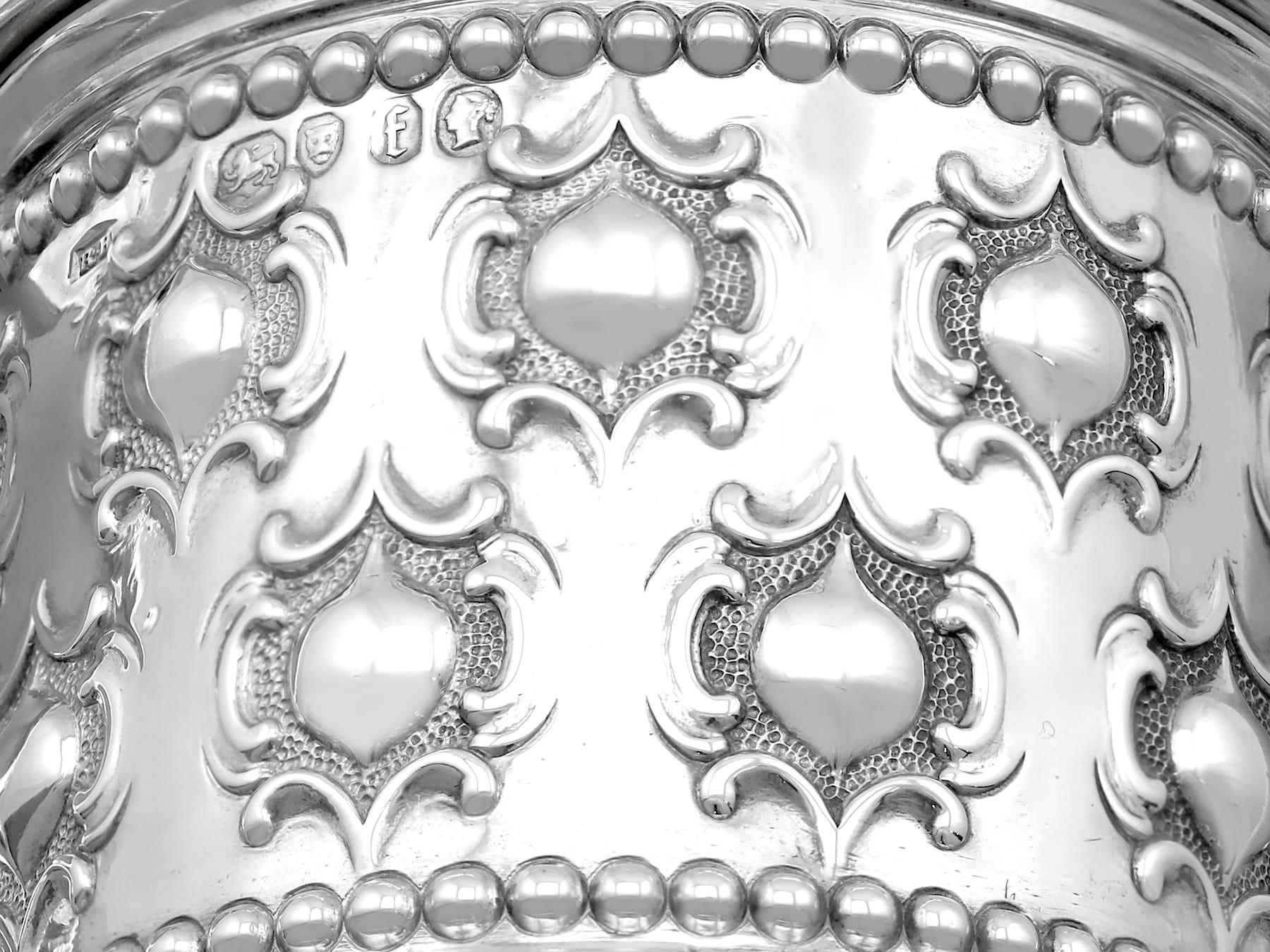 Antique Victorian Sterling Silver Mustard Pot (1861) For Sale 4
