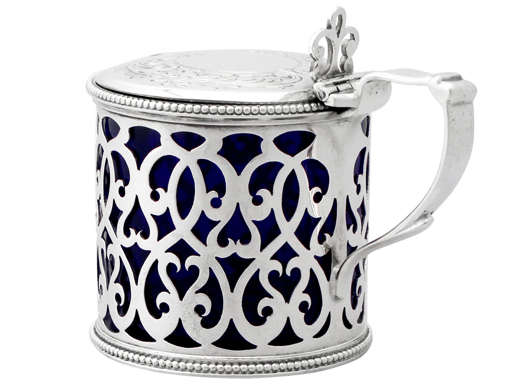Antique Victorian Sterling Silver Mustard Pot In Excellent Condition For Sale In Jesmond, Newcastle Upon Tyne