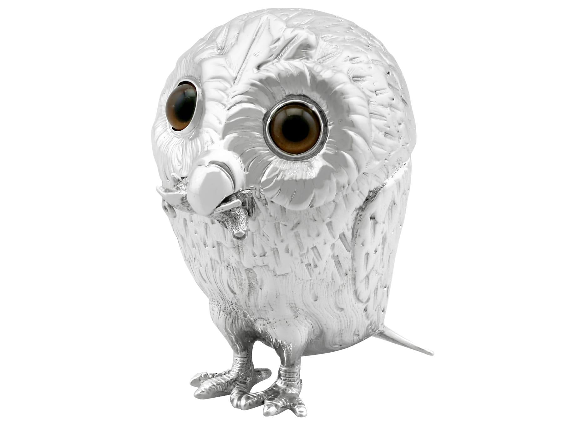 Antique Victorian Sterling Silver Owl Mustard Pot (1872) For Sale 1