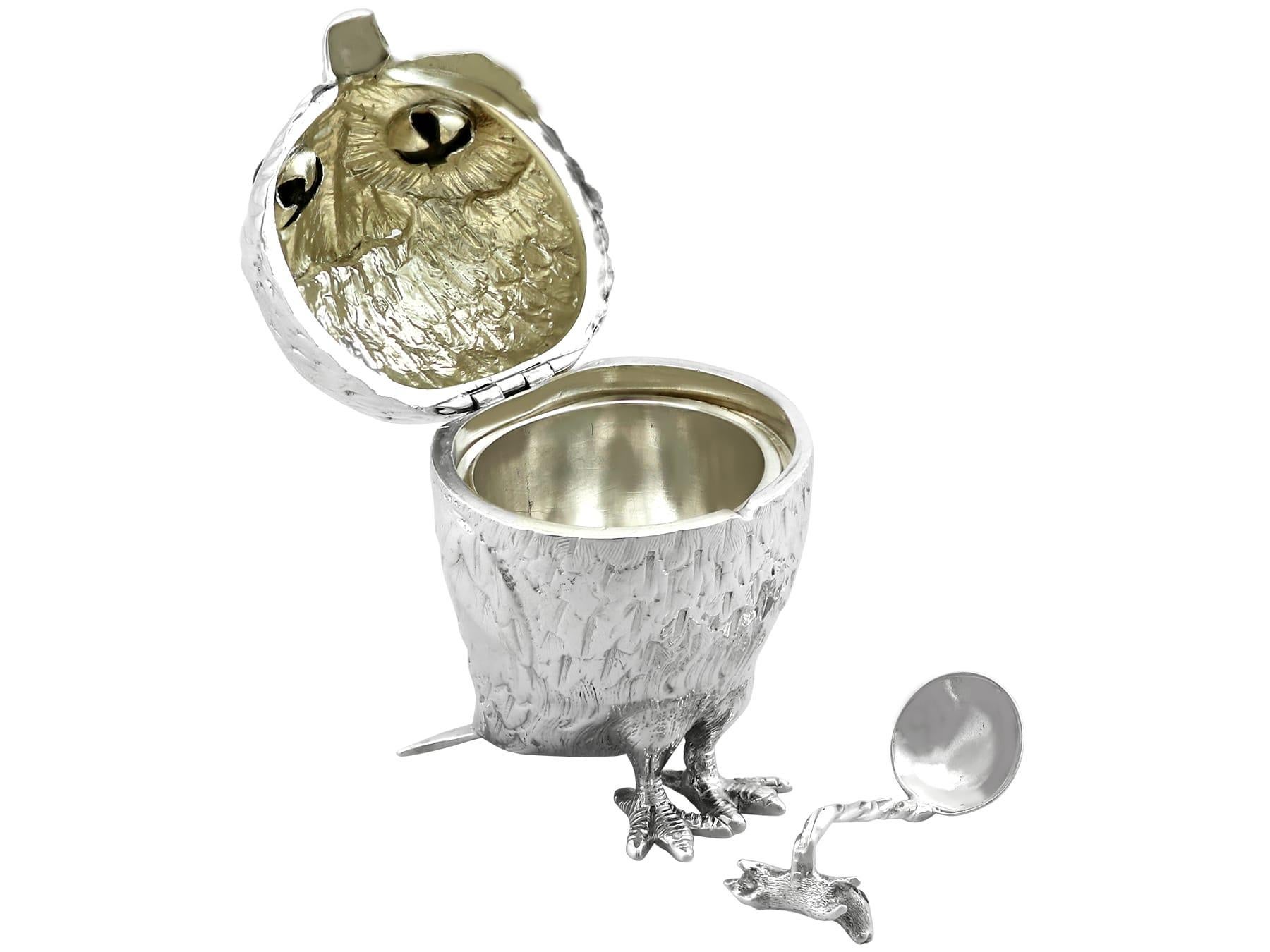 Antique Victorian Sterling Silver Owl Mustard Pot (1872) For Sale 2