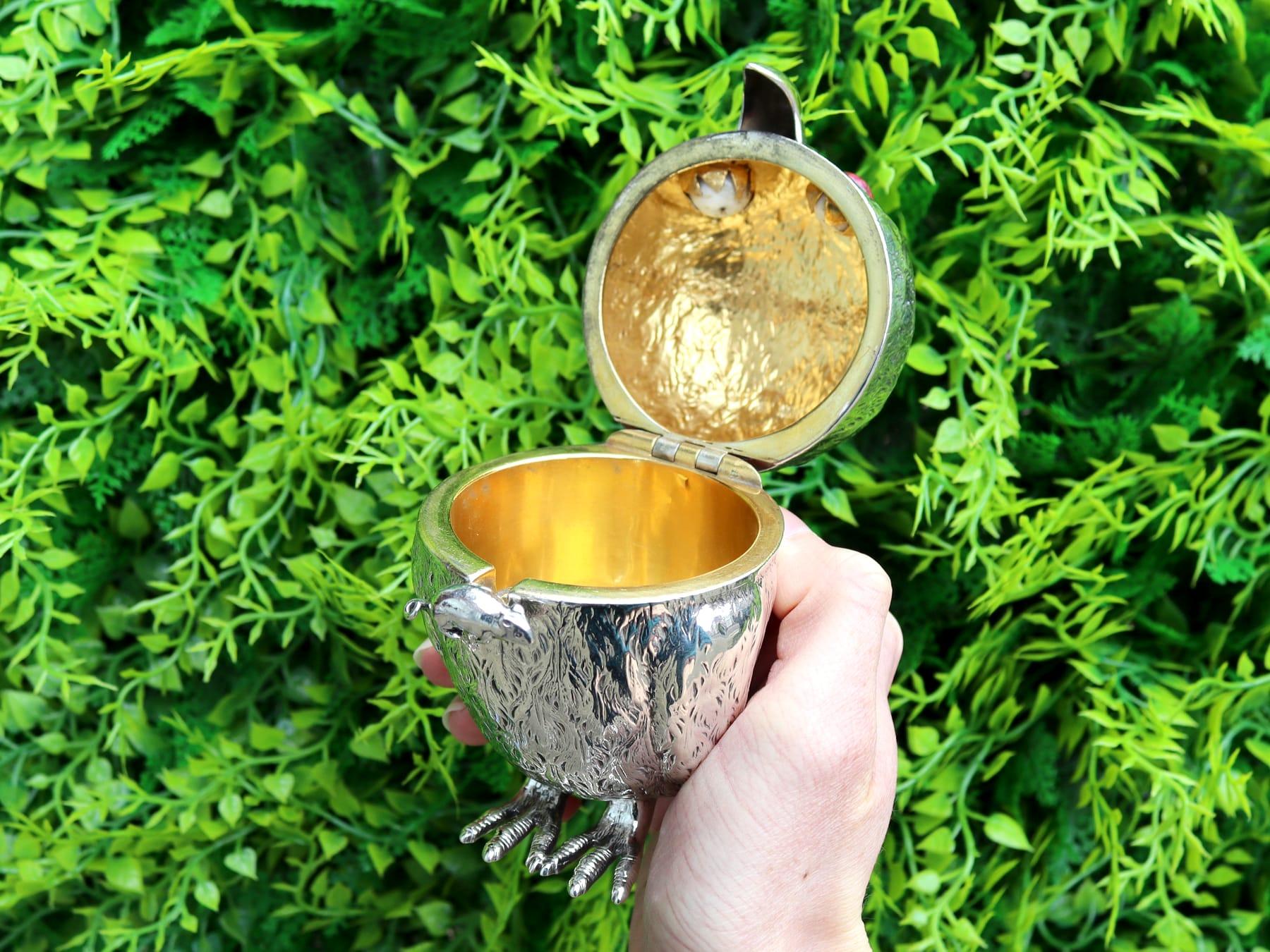 Antique Victorian Sterling Silver Owl Mustard Pot (1879) In Excellent Condition In Jesmond, Newcastle Upon Tyne