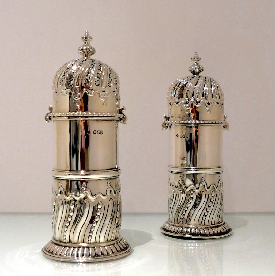 Early 20th Century Antique Victorian Sterling Silver Pair Sugar Casters London 1900-1901 George Fox For Sale