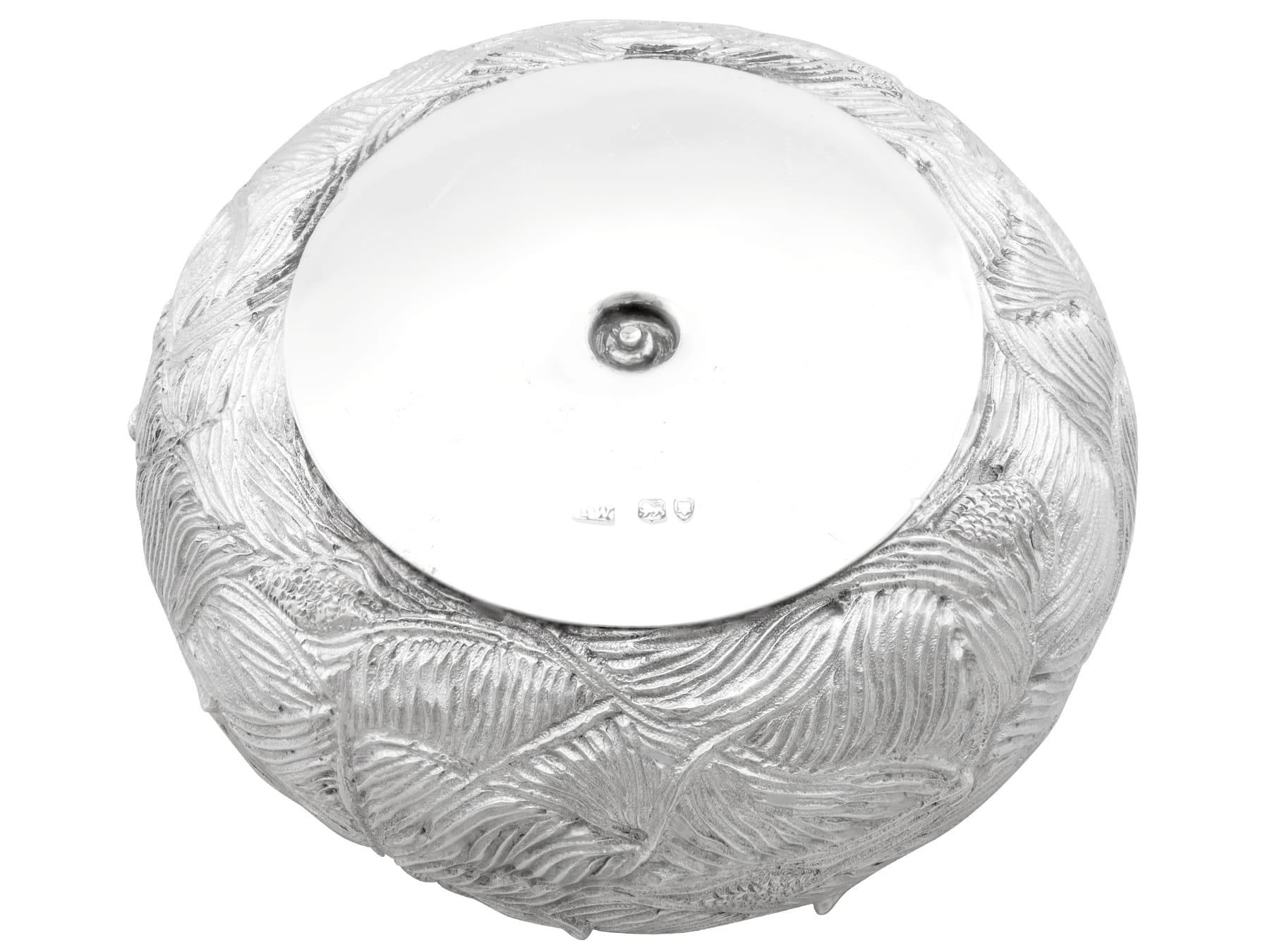 Antiker viktorianischer Sterling Silber Briefbeschwerer / Modell eines Nestes im Angebot 6