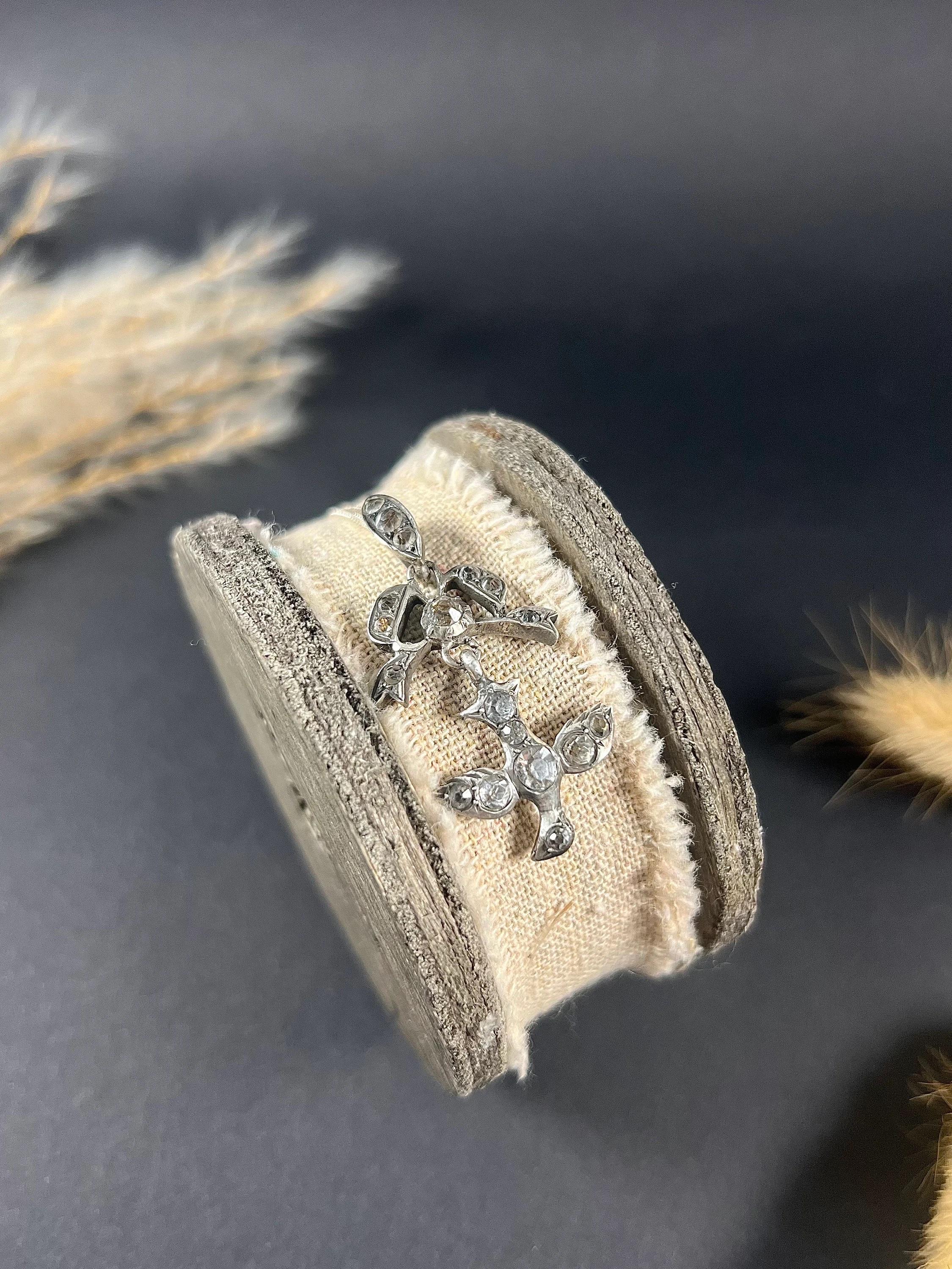 Ciondolo antico vittoriano in argento sterling con rondine in pasta in vendita 4