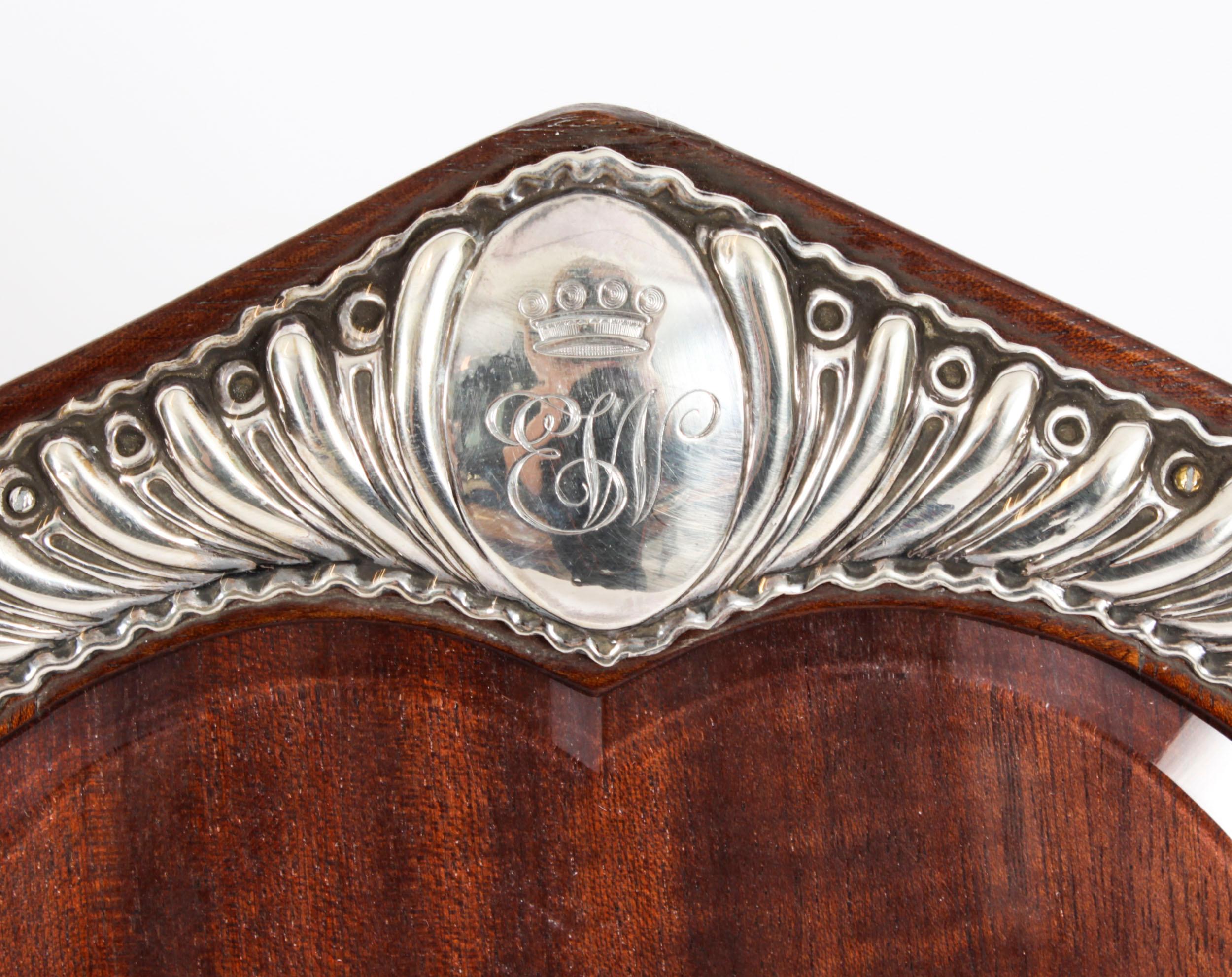 Marco de fotos antiguo victoriano de plata de ley fechado en 1894 33x26cm Fines del siglo XIX en venta