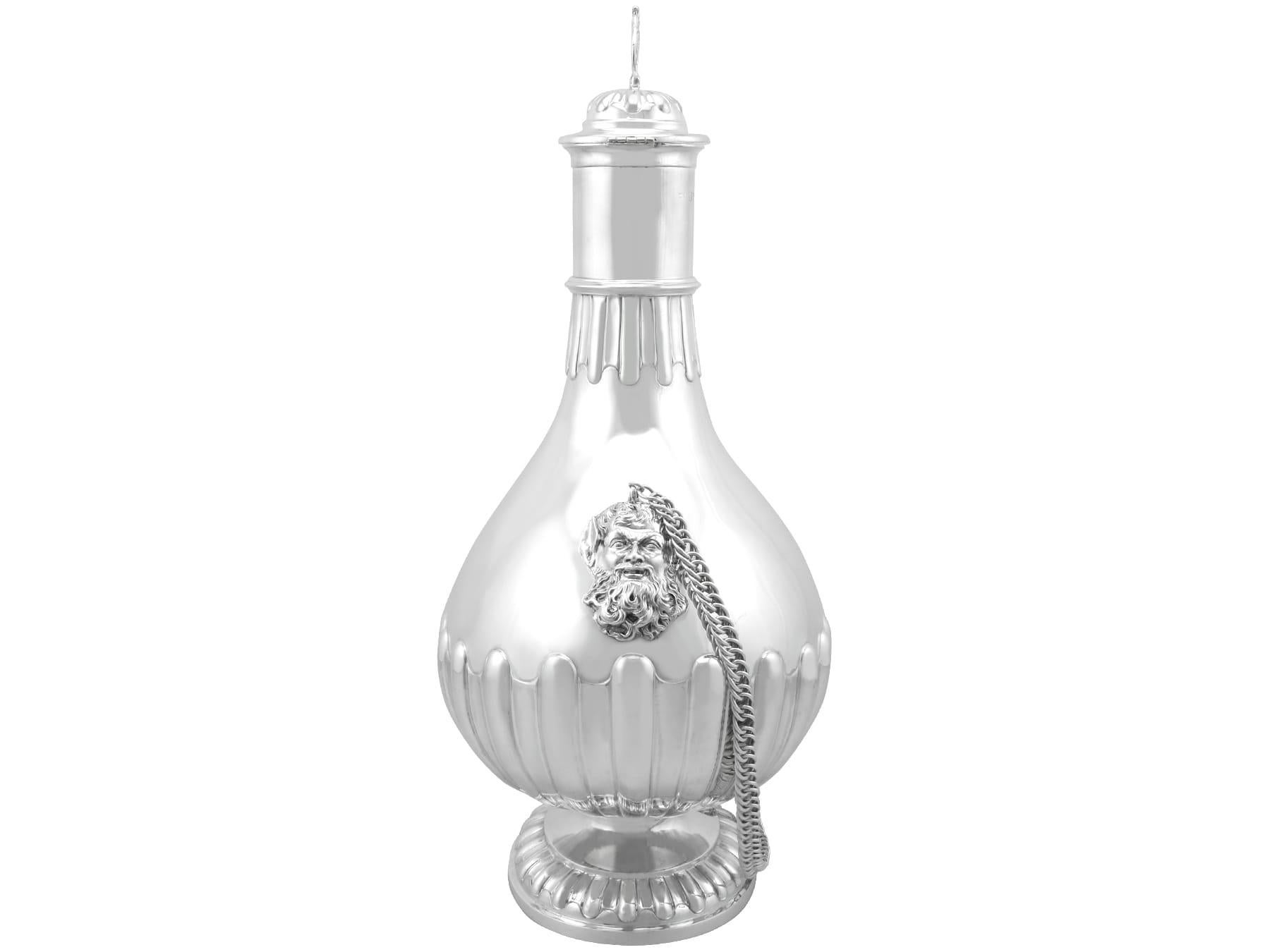 Antiker viktorianischer Pilgrim-Flask/Vase aus Sterlingsilber (Viktorianisch) im Angebot