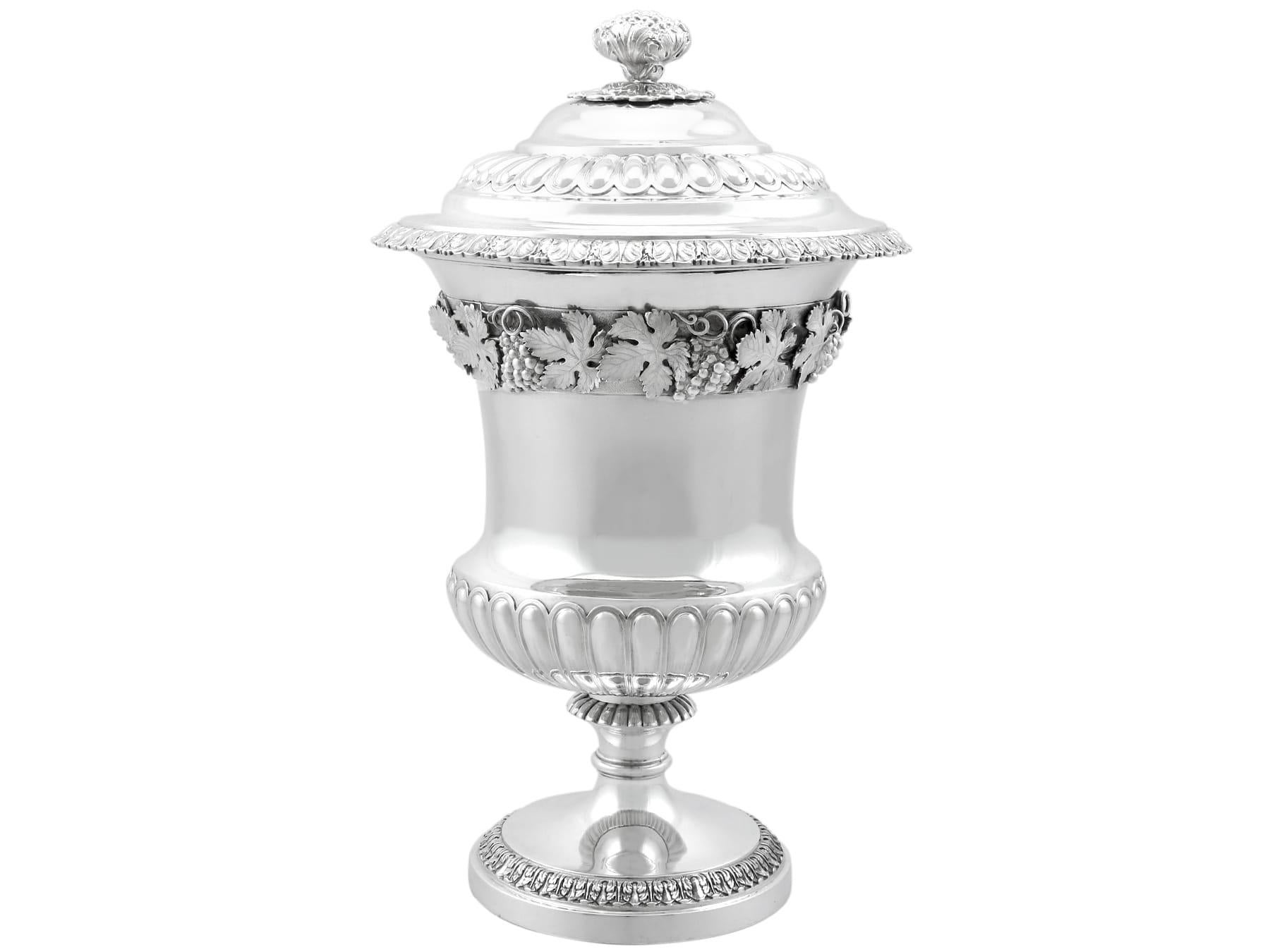 Antike viktorianische Sterling Silber Präsentation Tasse und Deckel (1848) (Sterlingsilber) im Angebot