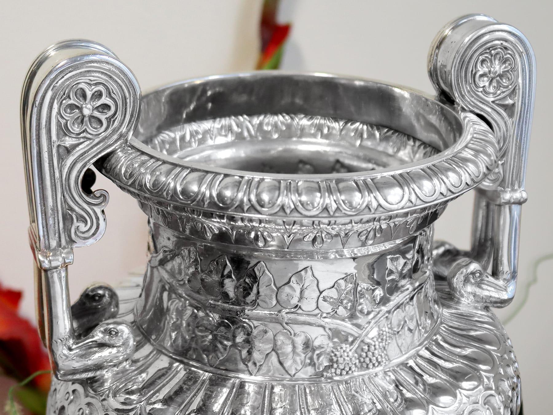 Argento 925 Antico vaso di presentazione / centrotavola vittoriano in argento sterling in vendita